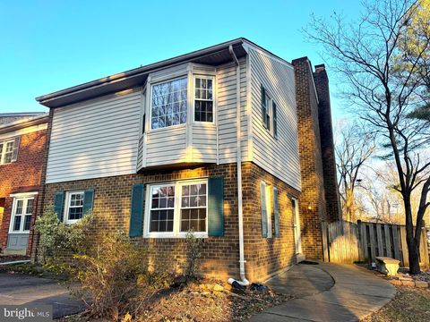 1008 MOOREFIELD CREEK ROAD SW VIENNA VA 22180