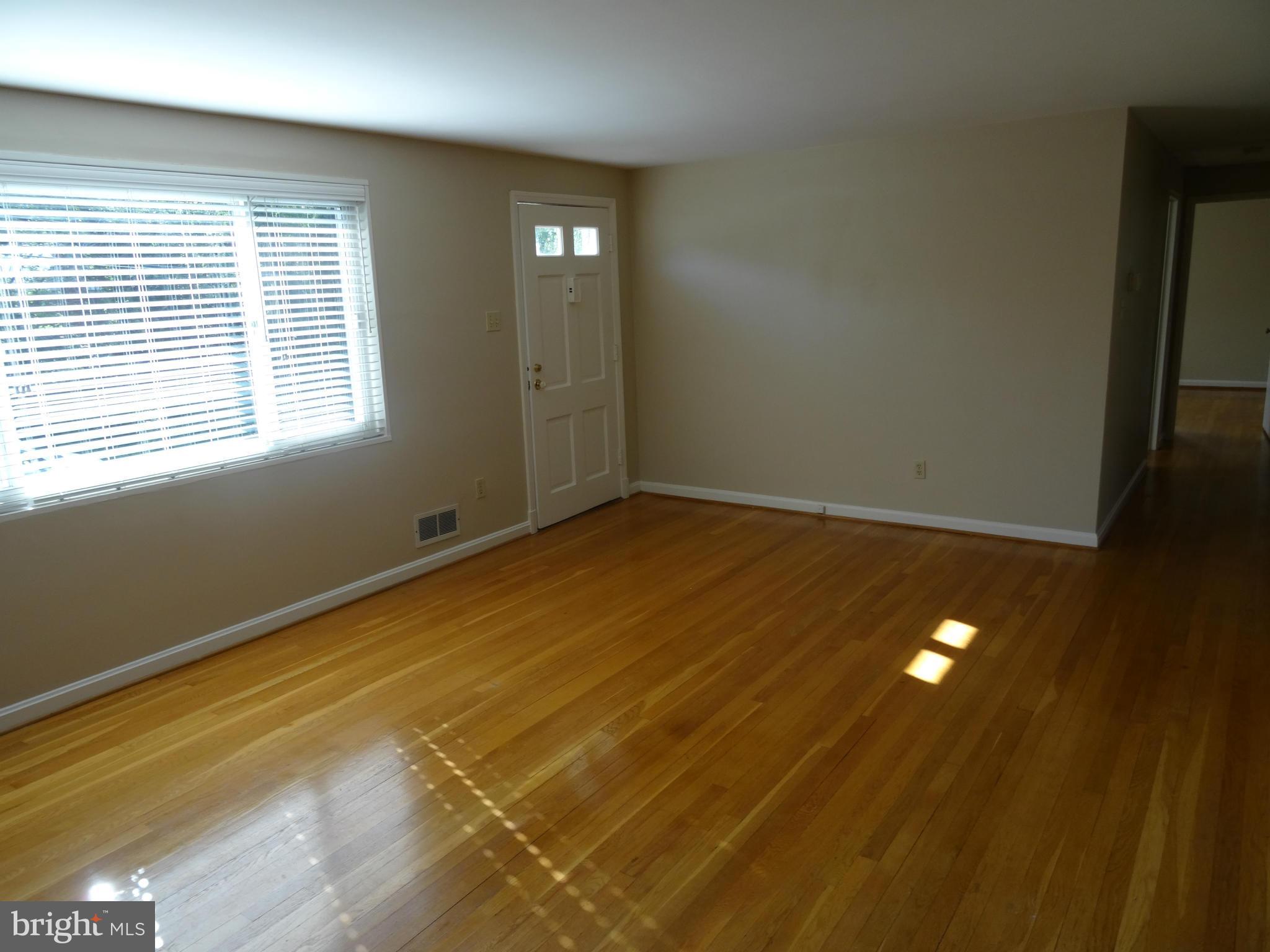 SHARON - Residential Lease