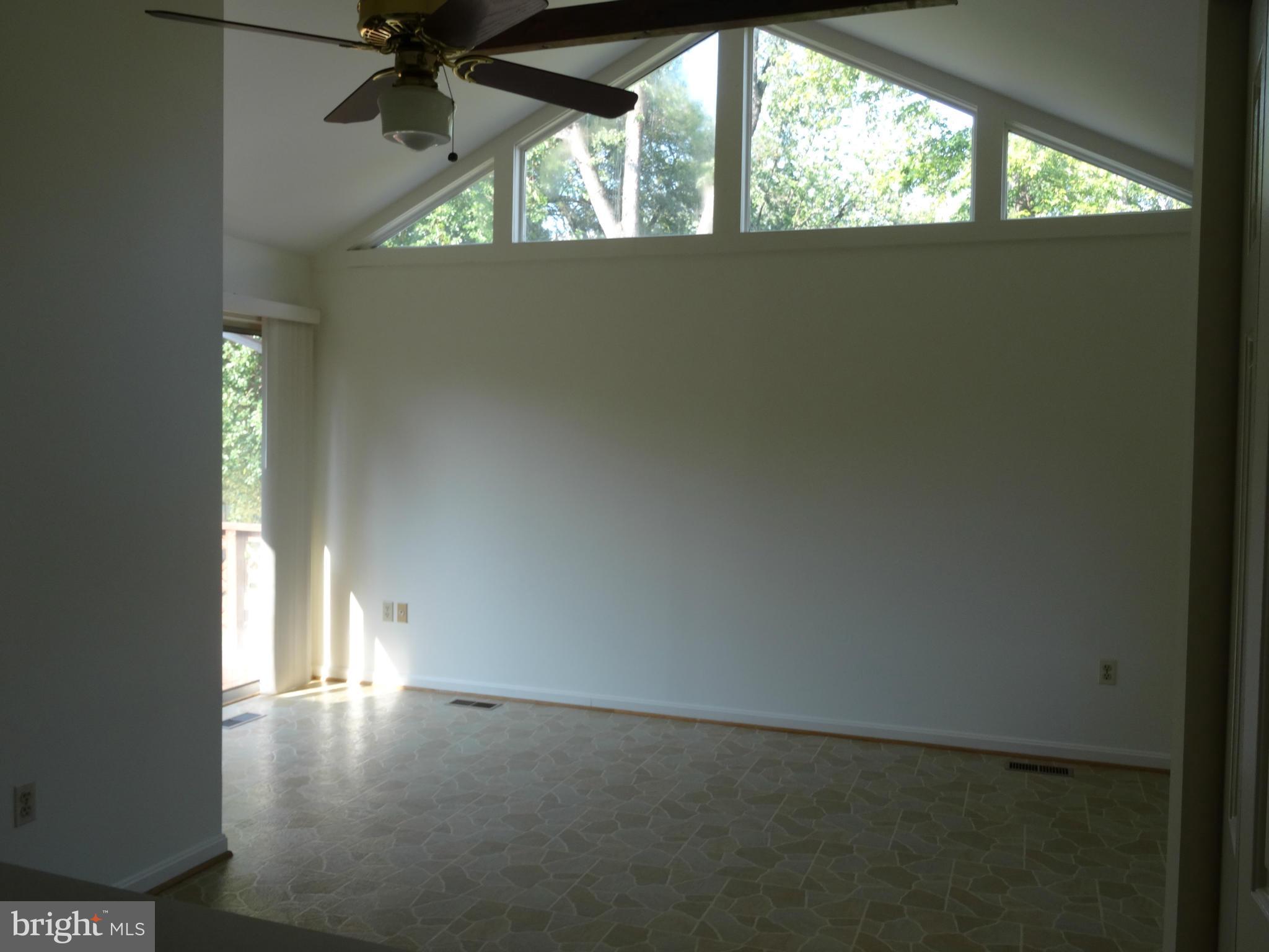 SHARON - Residential Lease