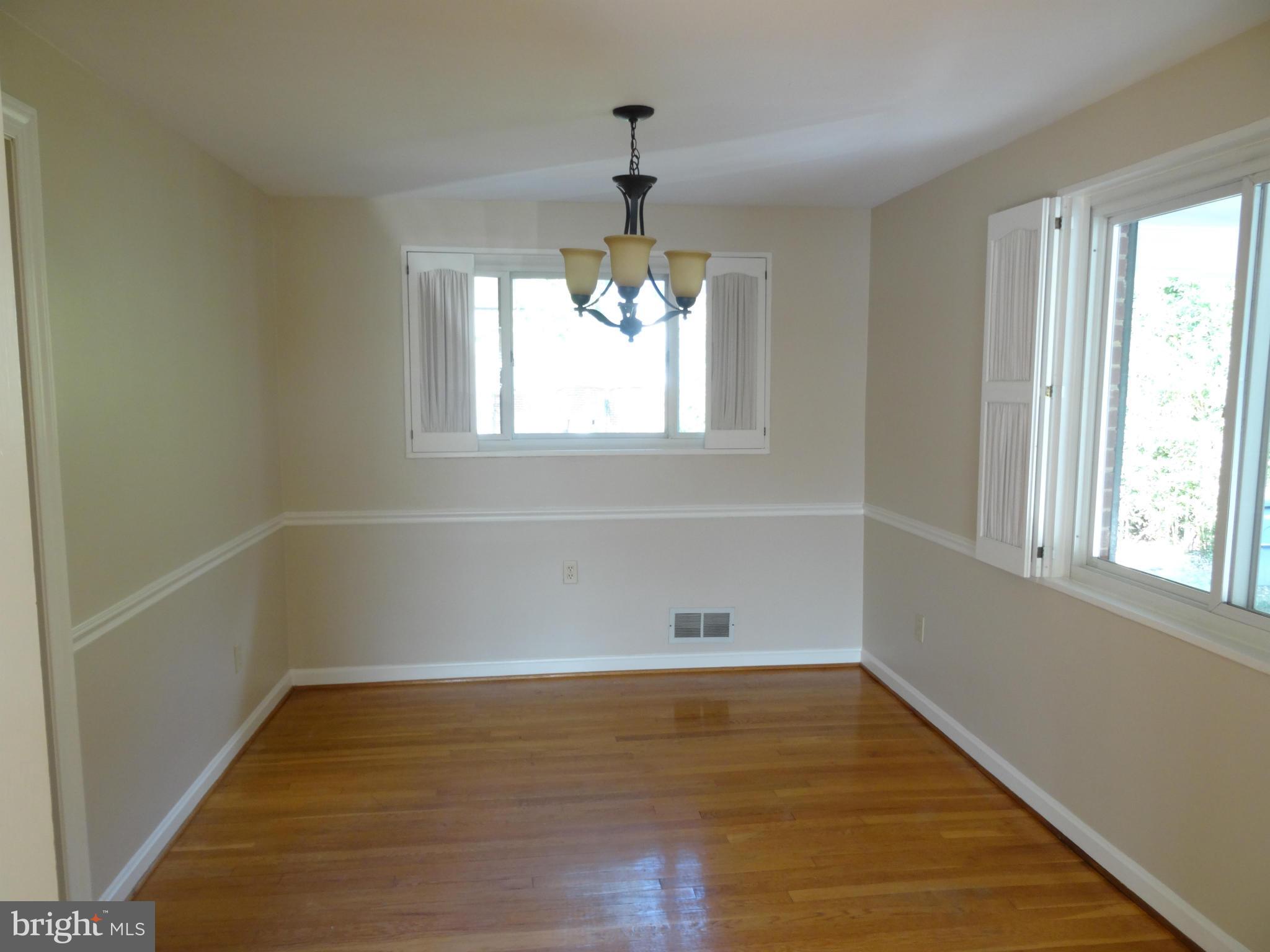 SHARON - Residential Lease