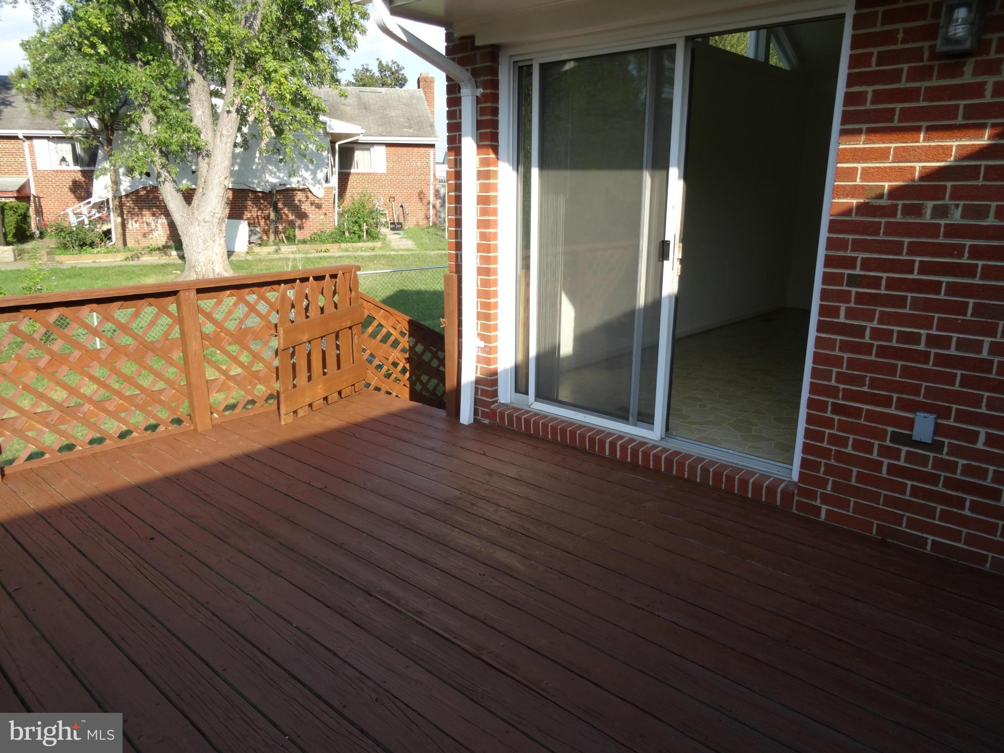 SHARON - Residential Lease