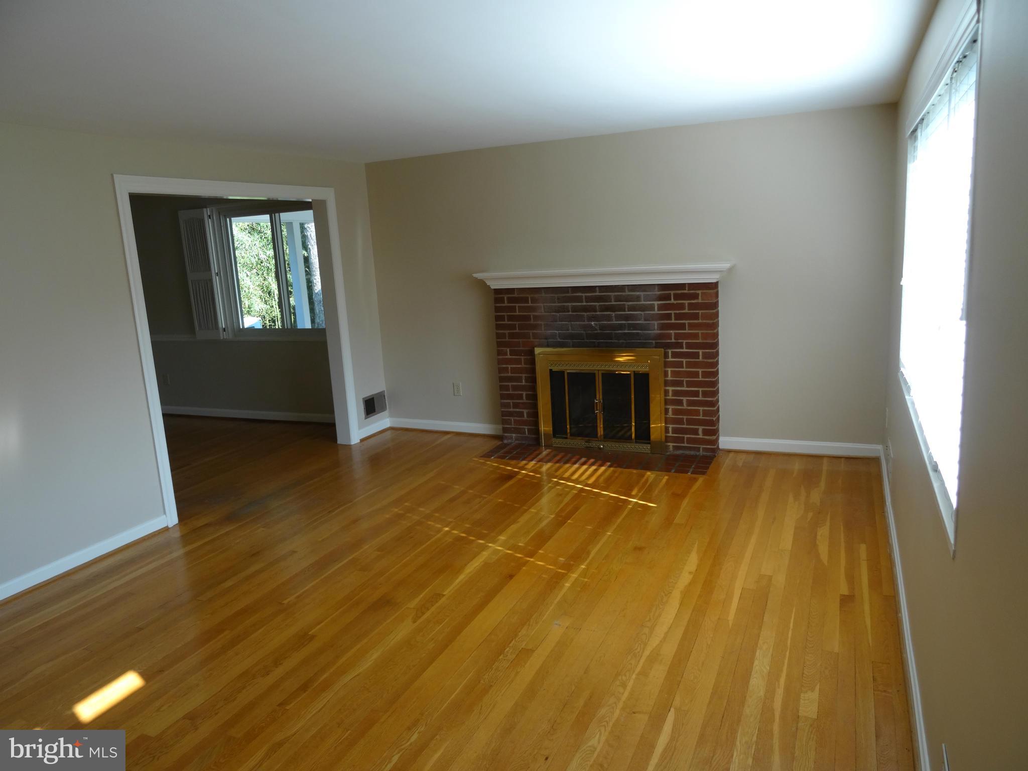 SHARON - Residential Lease