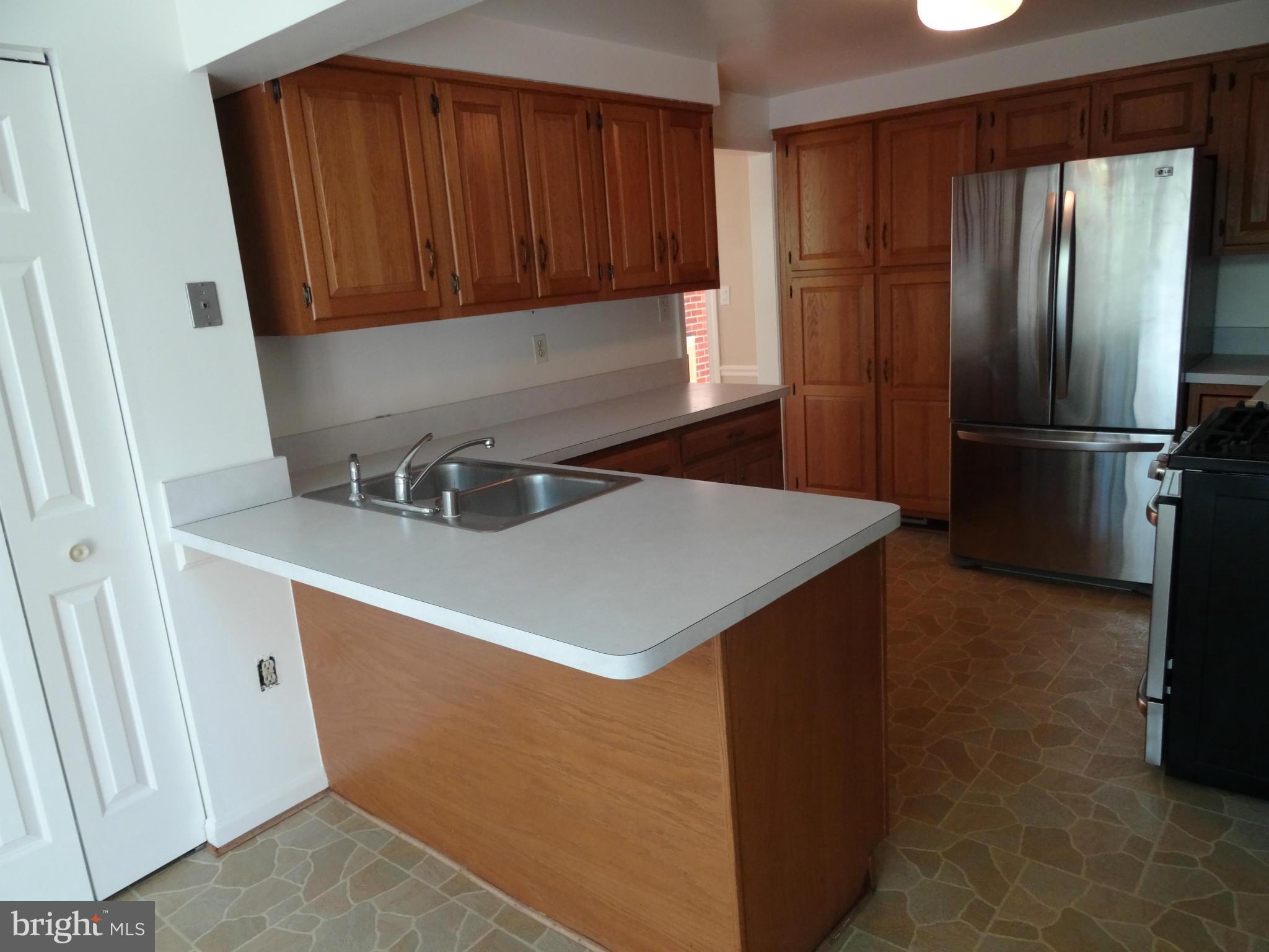 SHARON - Residential Lease