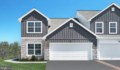 7878 Briarwood Drive, Harrisburg, PA MLS: PADA2045482