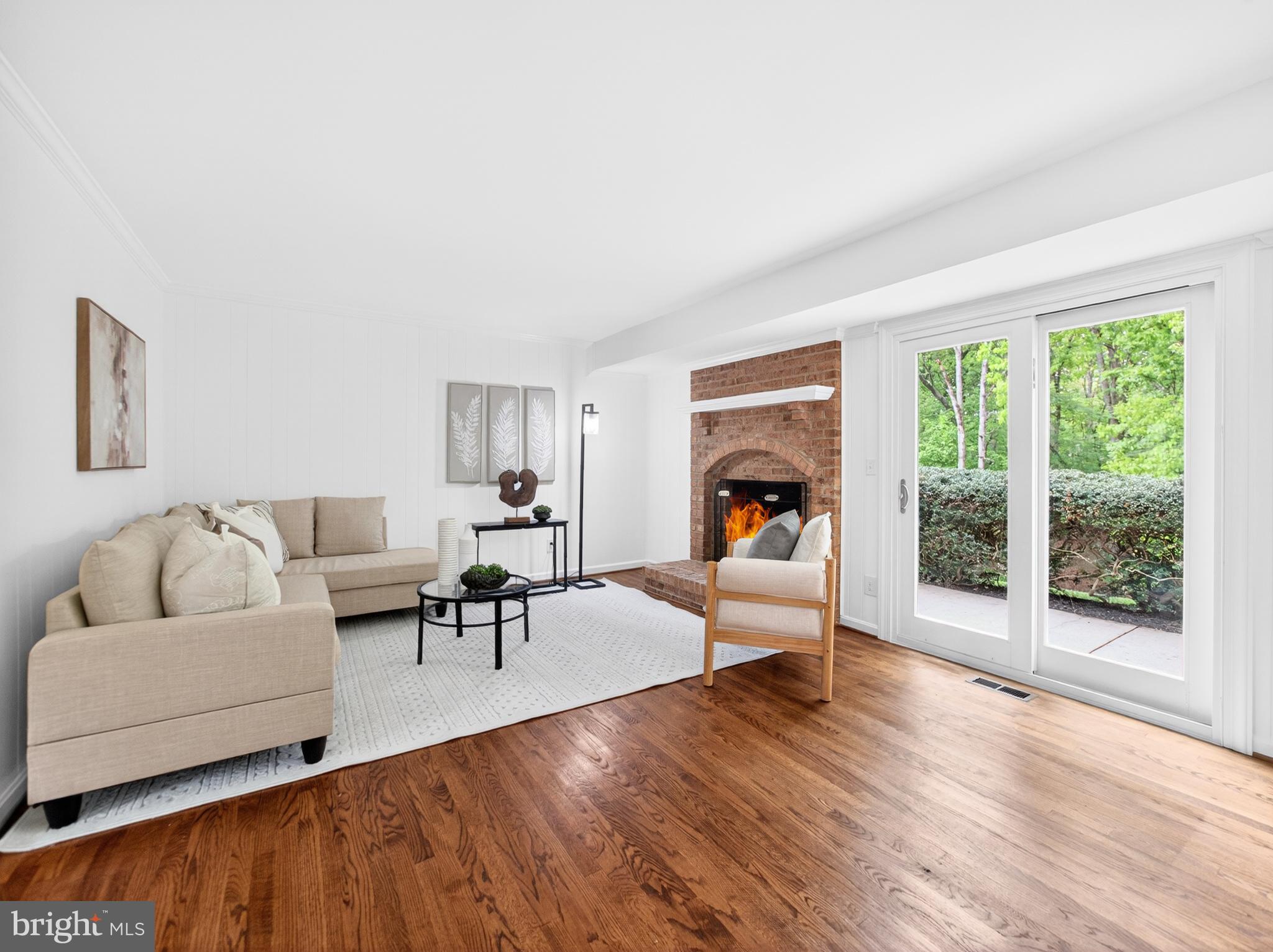 POTOMAC CHASE - Residential