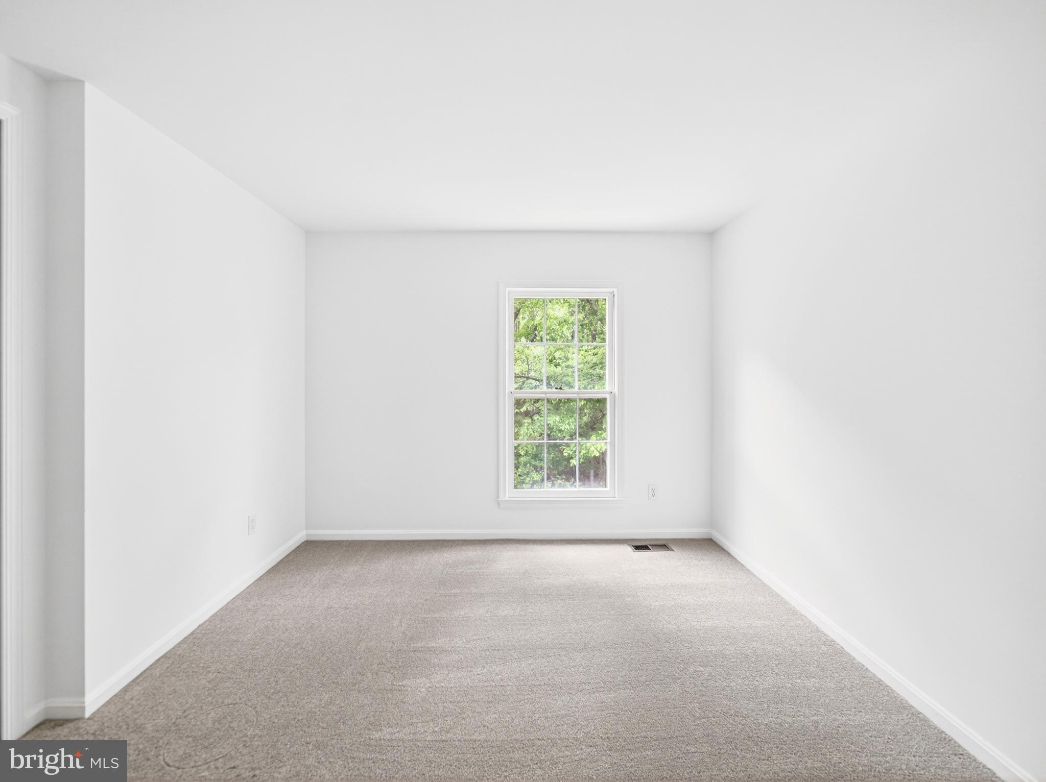 POTOMAC CHASE - Residential