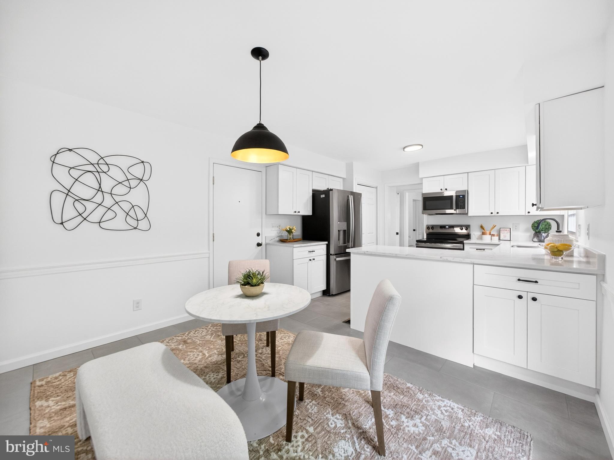 POTOMAC CHASE - Residential