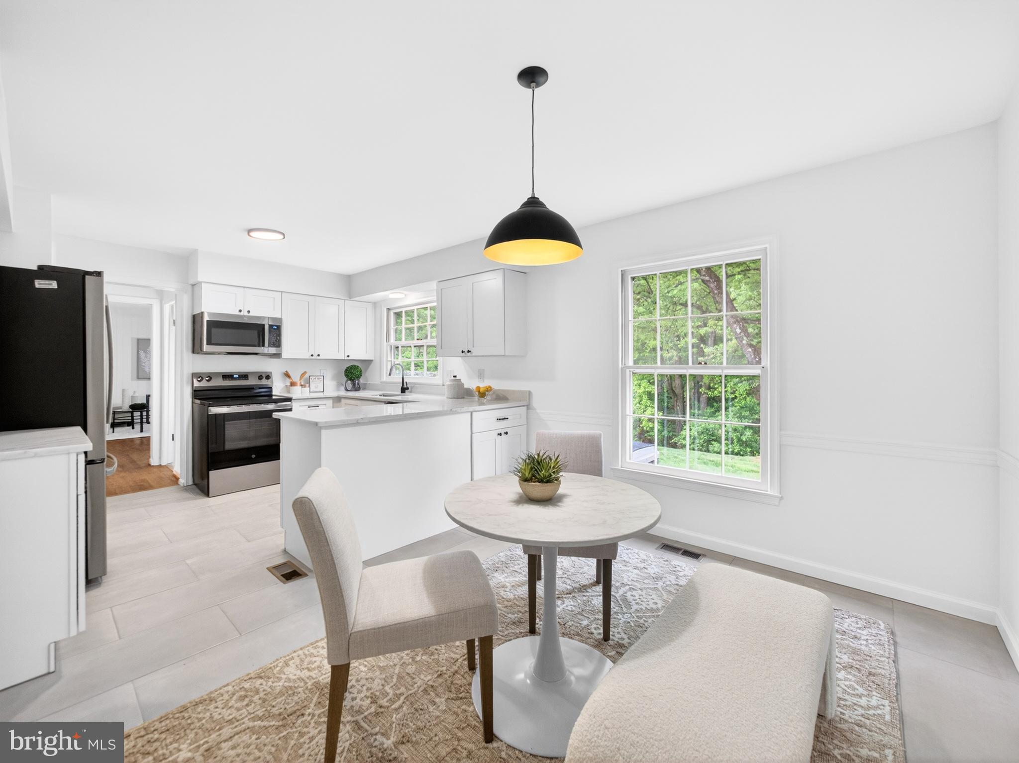 POTOMAC CHASE - Residential