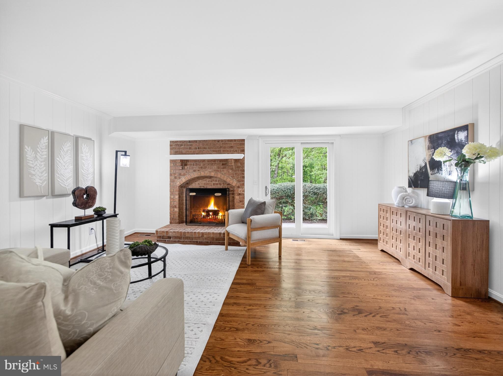 POTOMAC CHASE - Residential