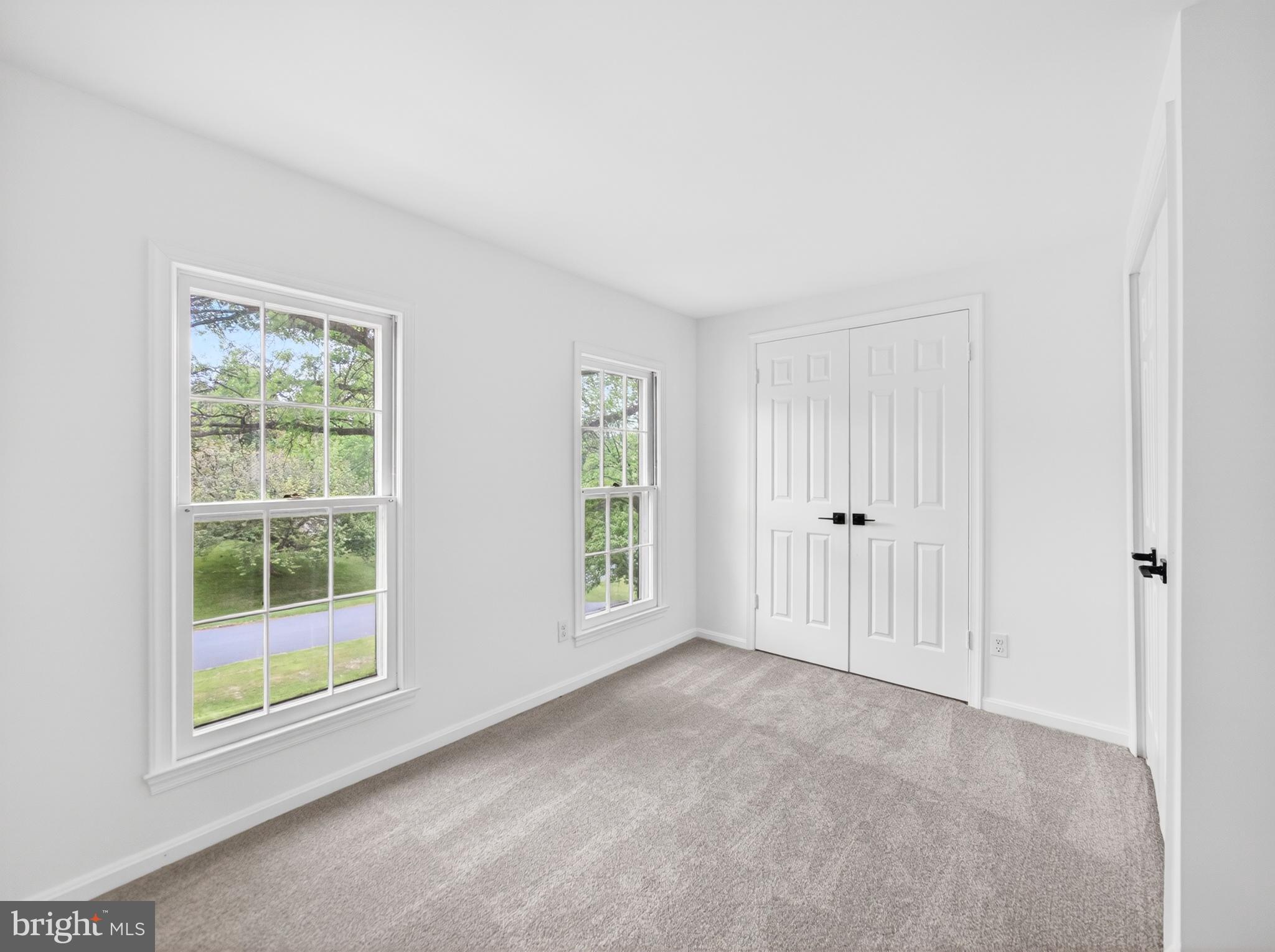 POTOMAC CHASE - Residential
