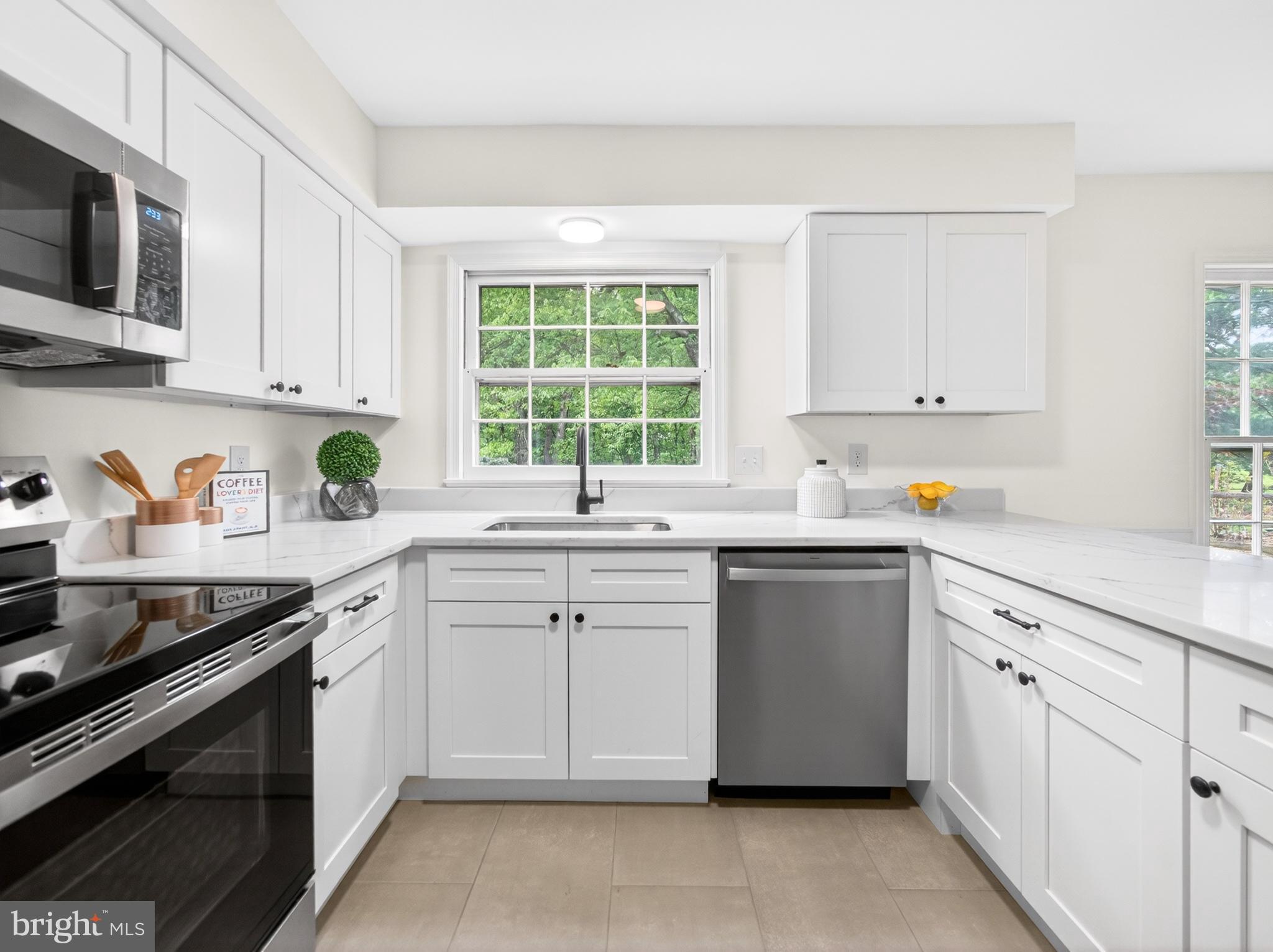 POTOMAC CHASE - Residential