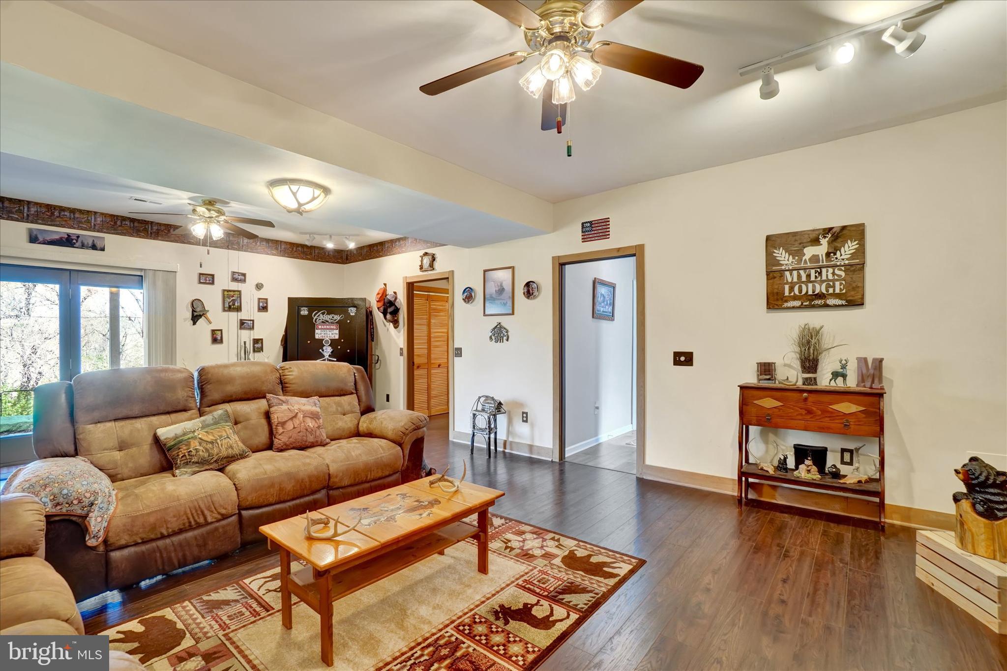 GLEN ROCK BORO - Residential