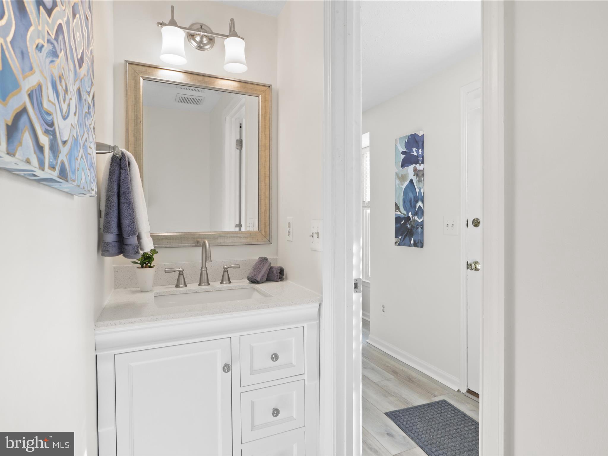 BAYFIELD STATION - Residential