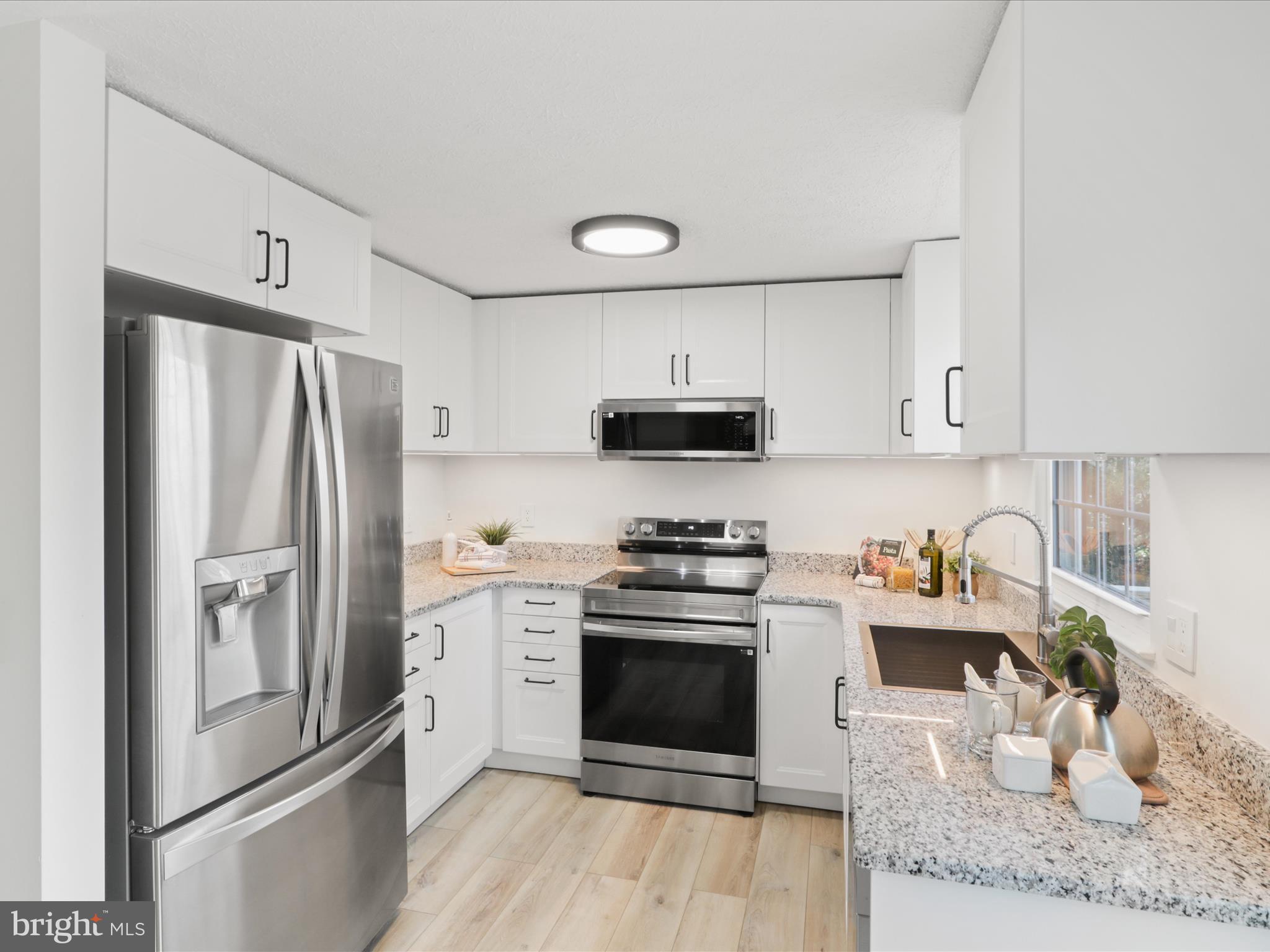 BAYFIELD STATION - Residential