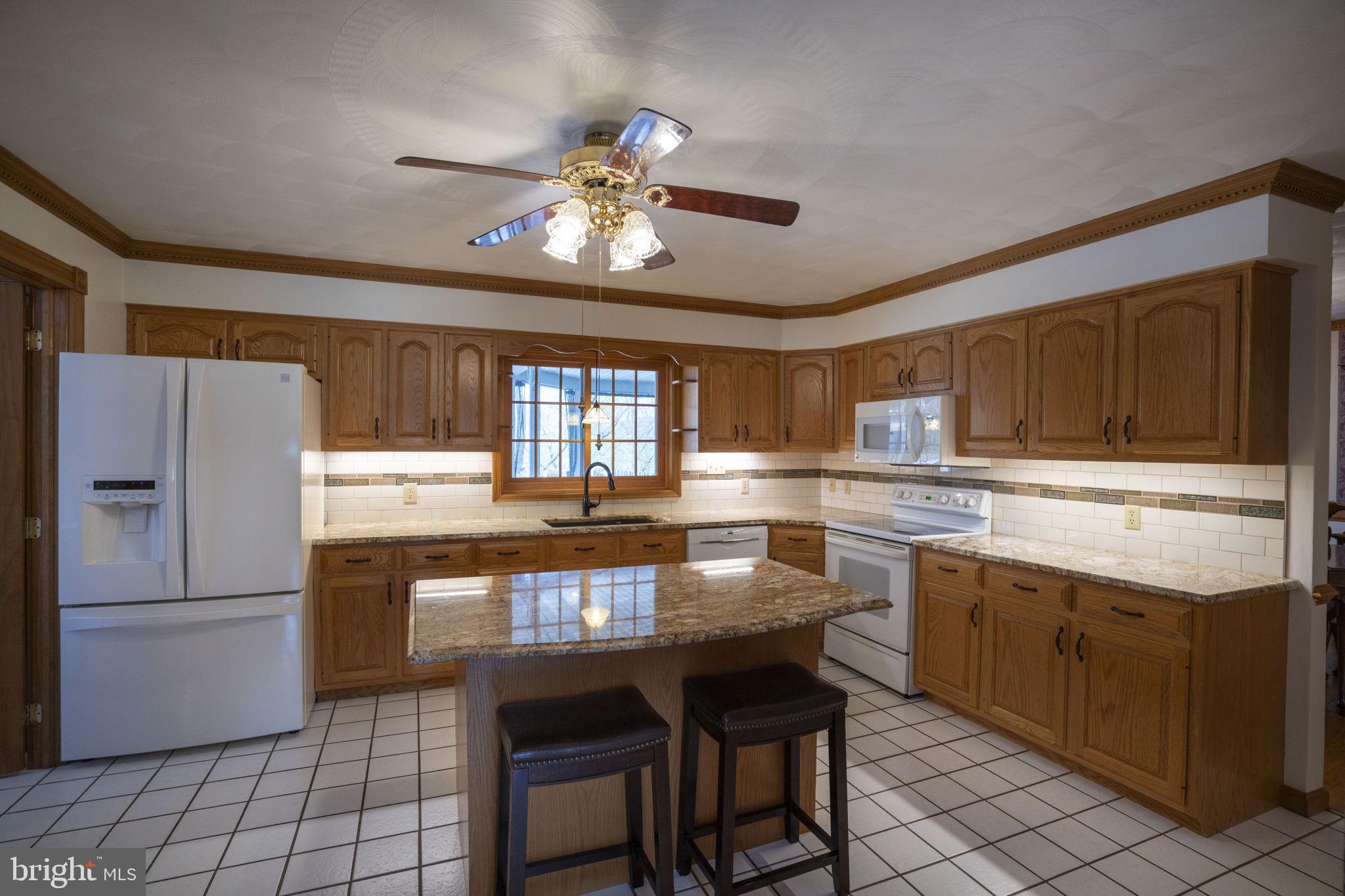 GREENHILL FARMS ESTATES - Residential