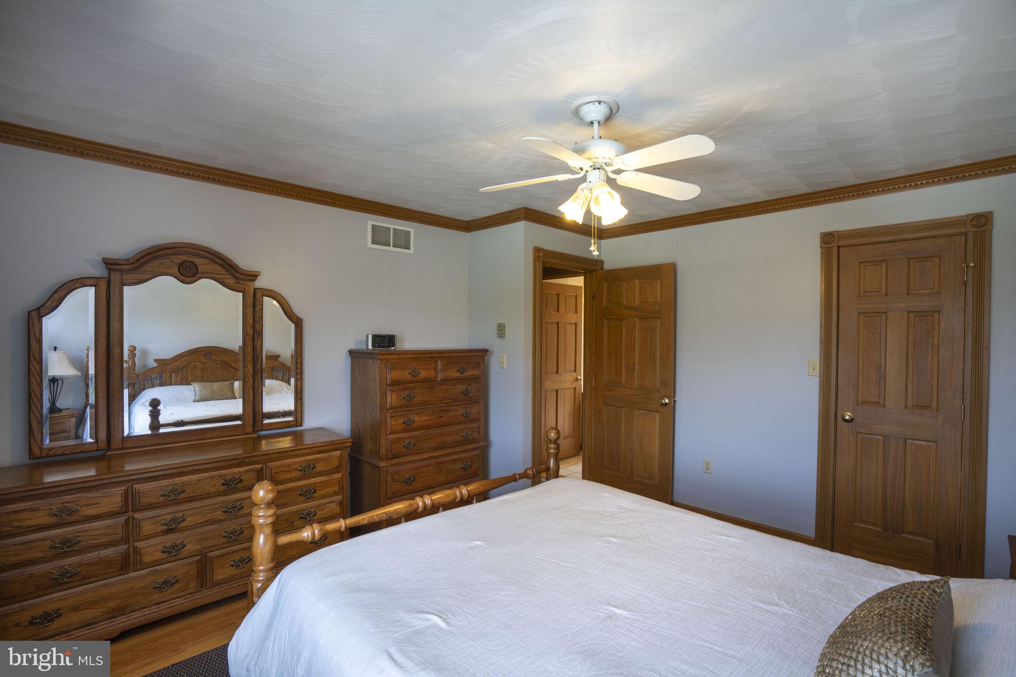 GREENHILL FARMS ESTATES - Residential