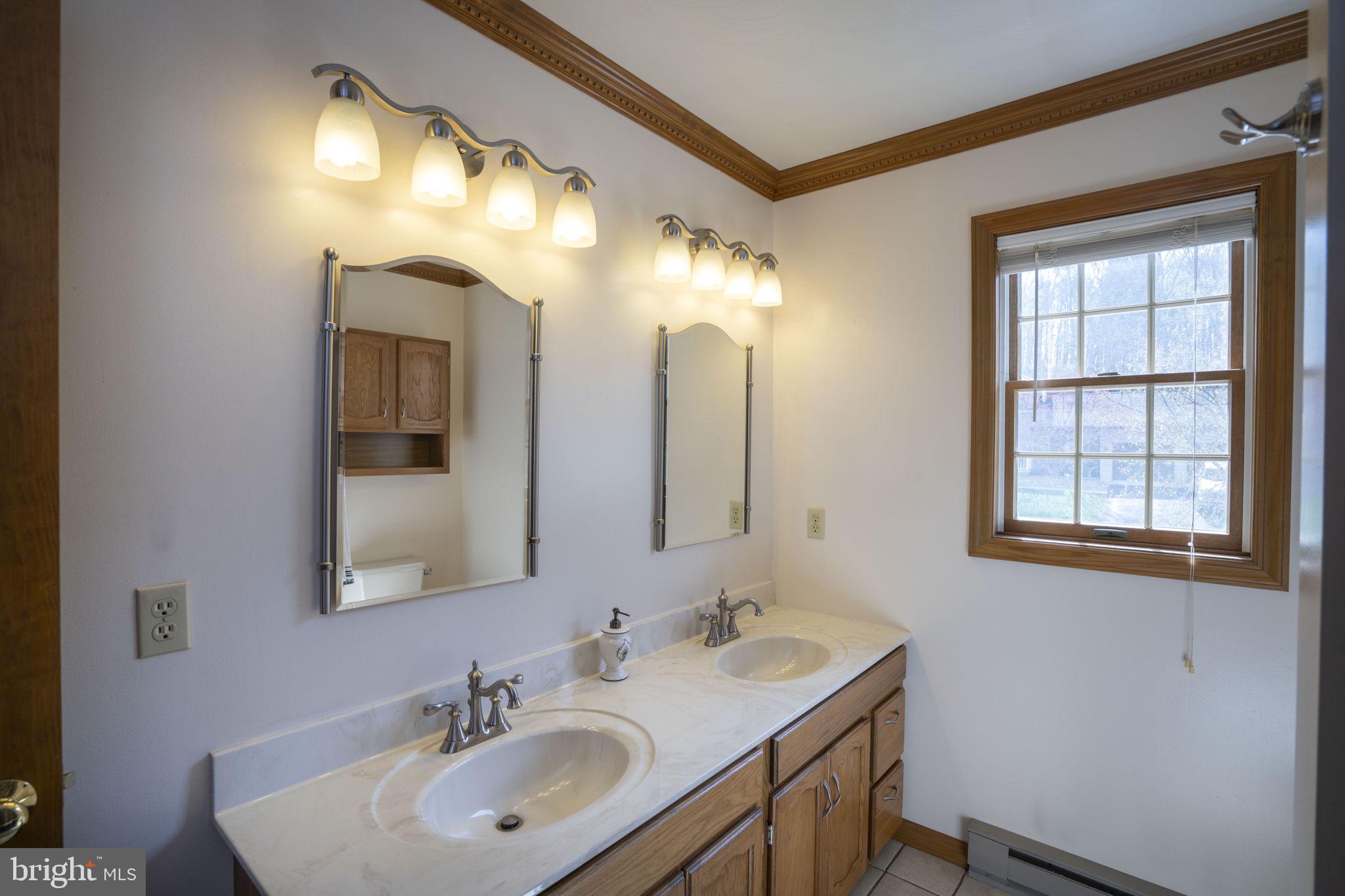 GREENHILL FARMS ESTATES - Residential