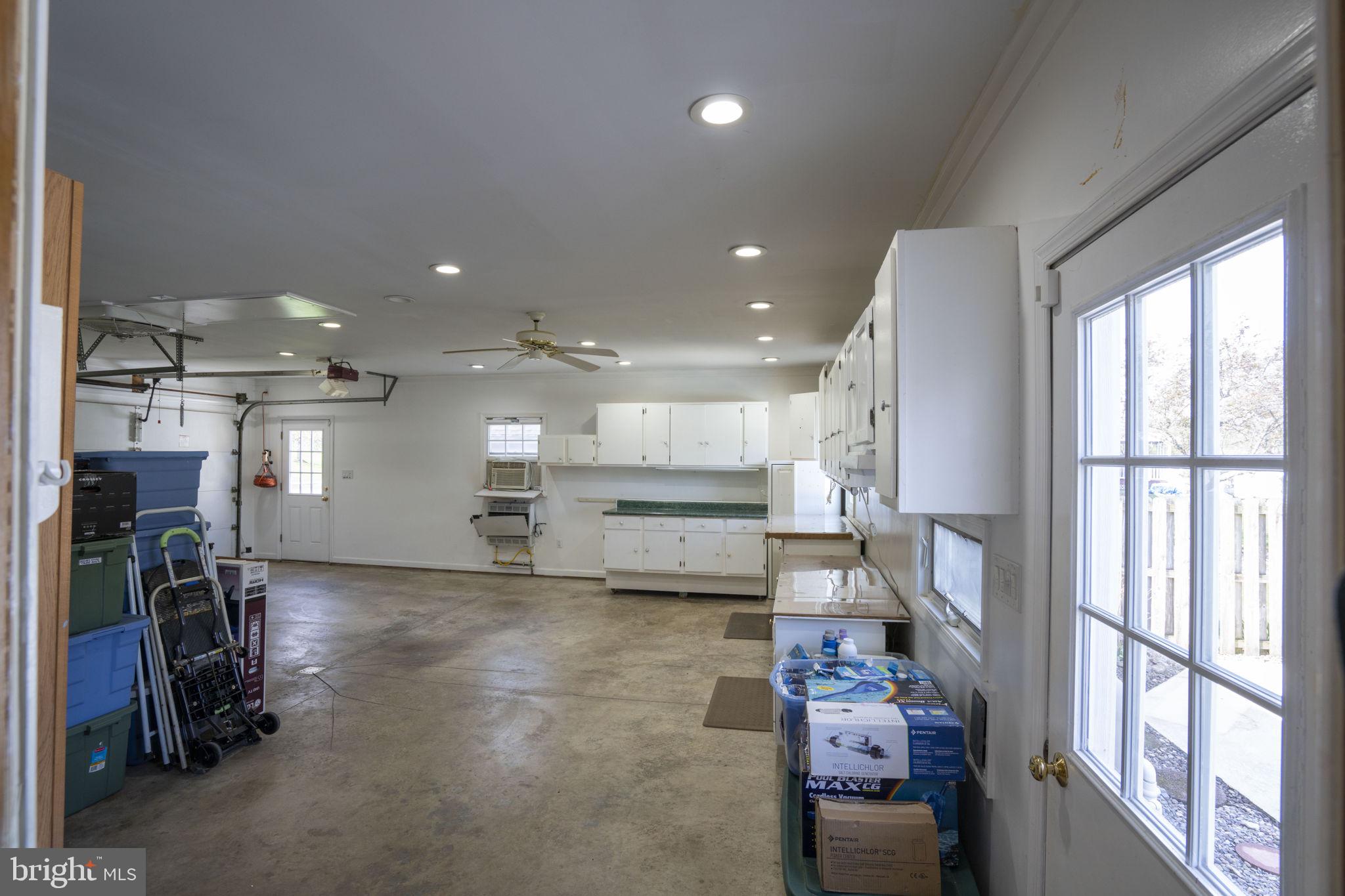 GREENHILL FARMS ESTATES - Residential