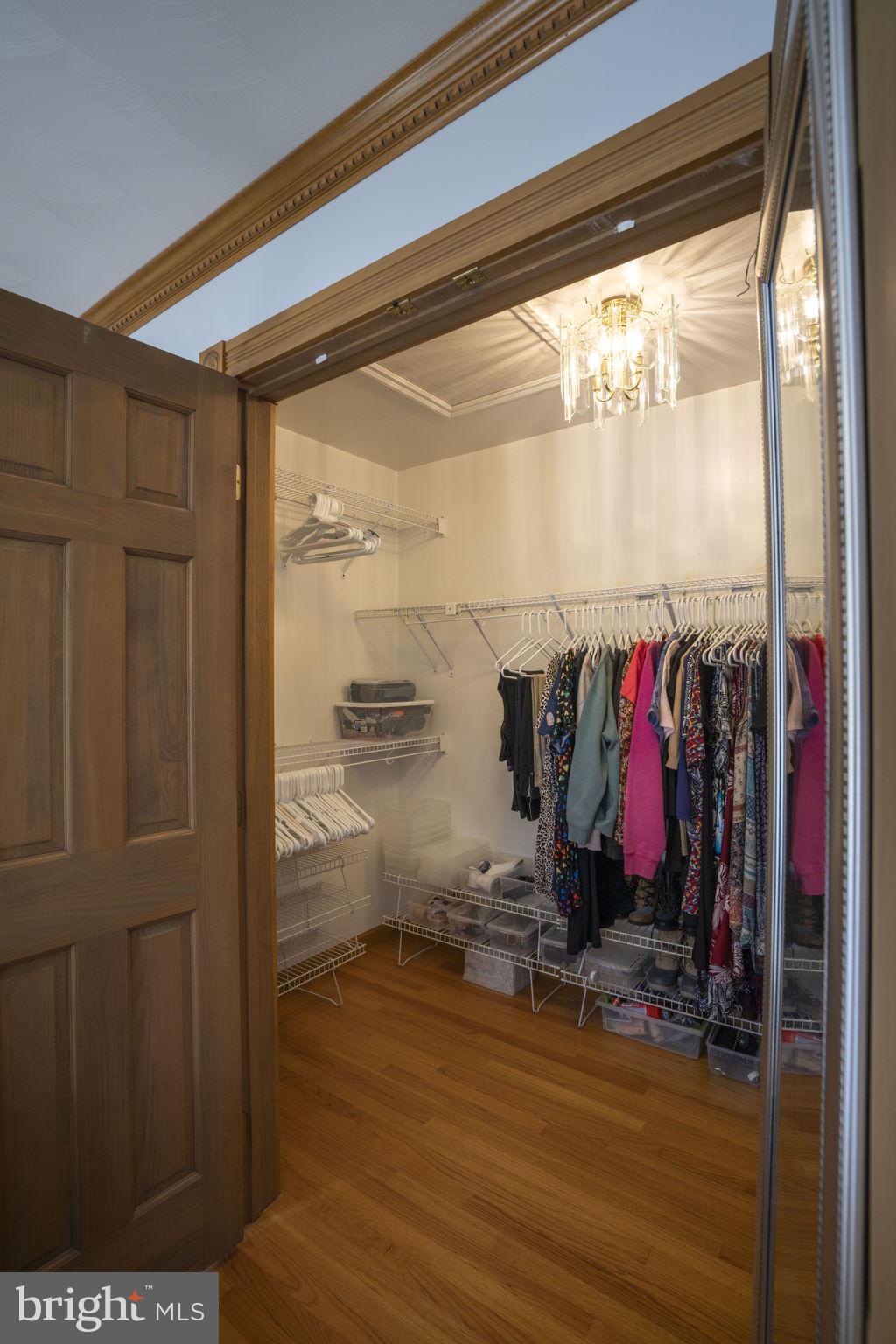 GREENHILL FARMS ESTATES - Residential