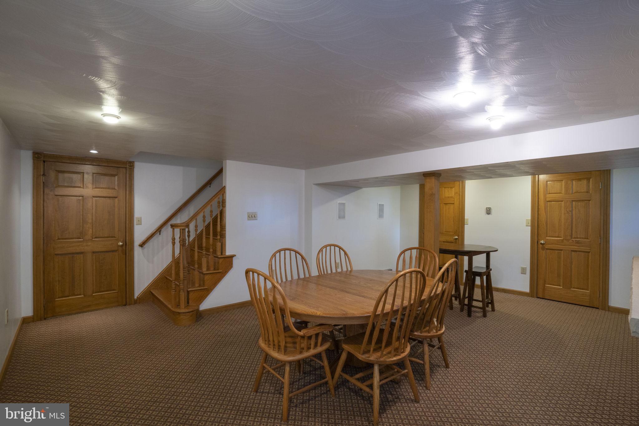 GREENHILL FARMS ESTATES - Residential