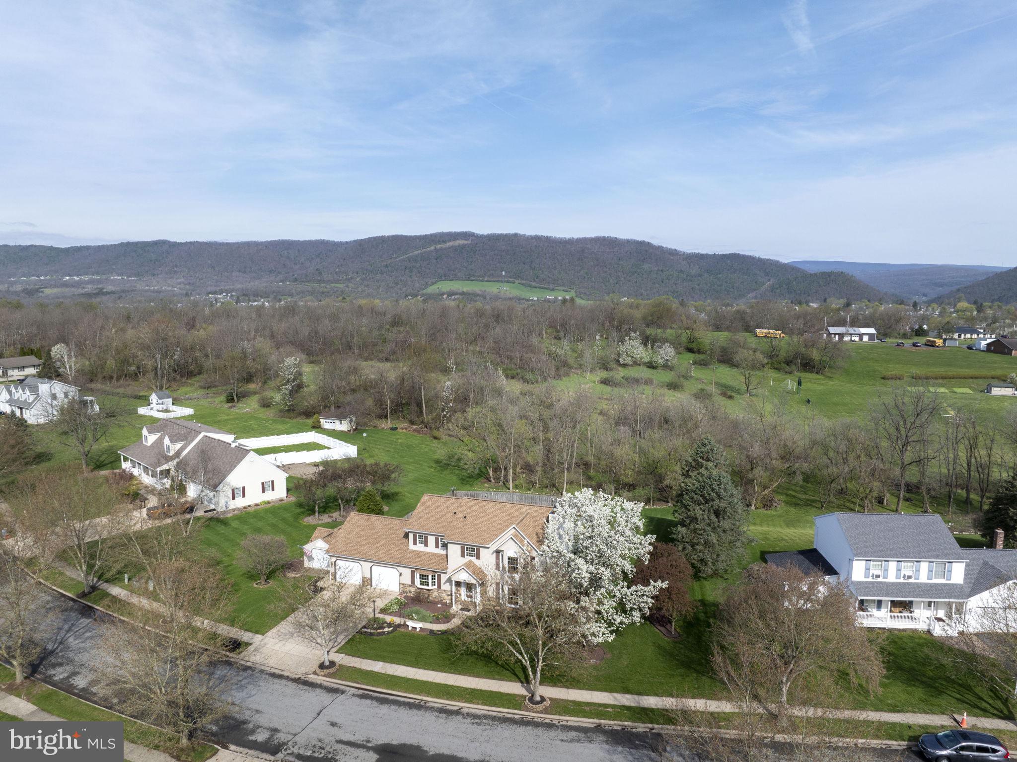 GREENHILL FARMS ESTATES - Residential