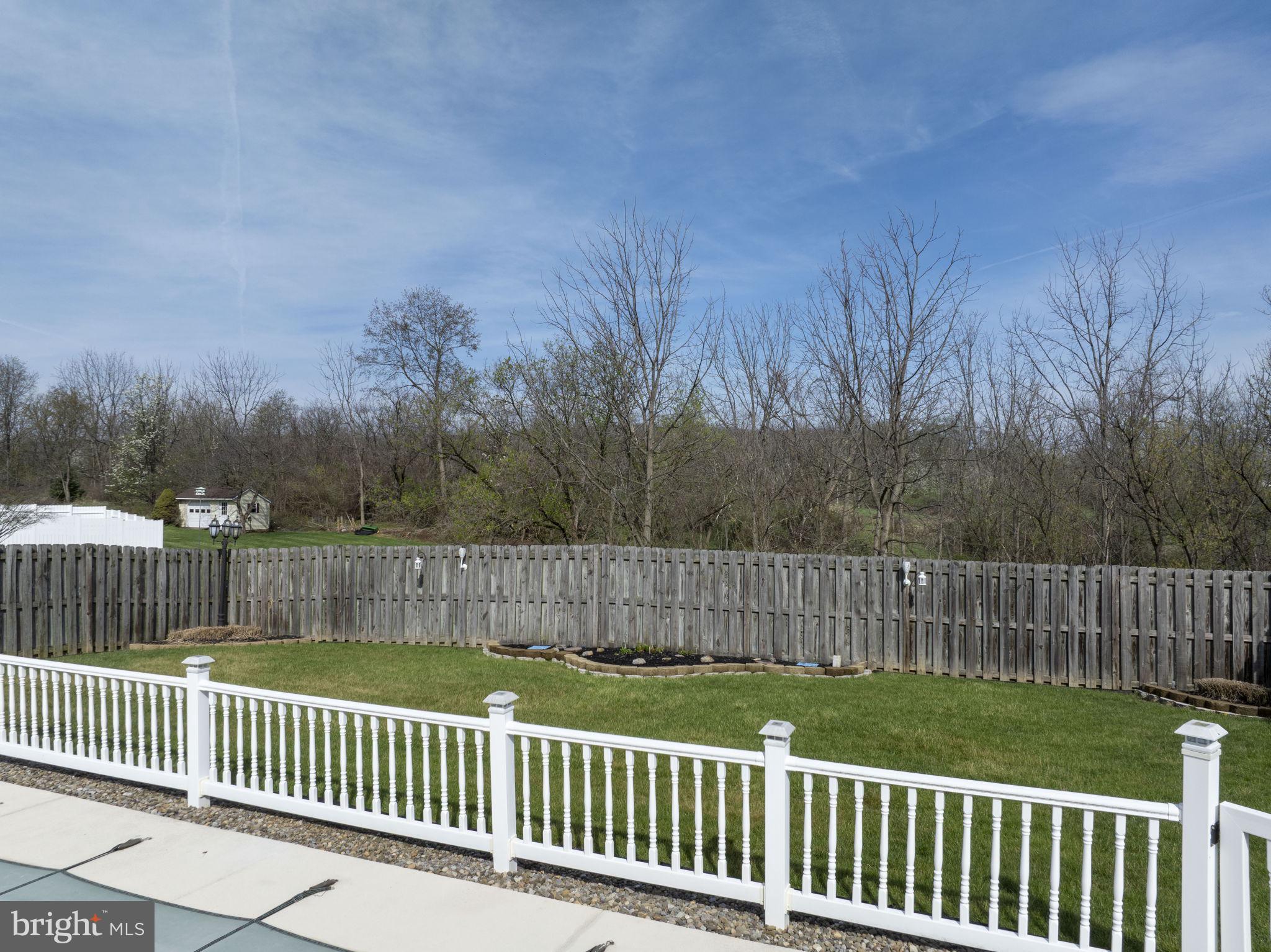 GREENHILL FARMS ESTATES - Residential