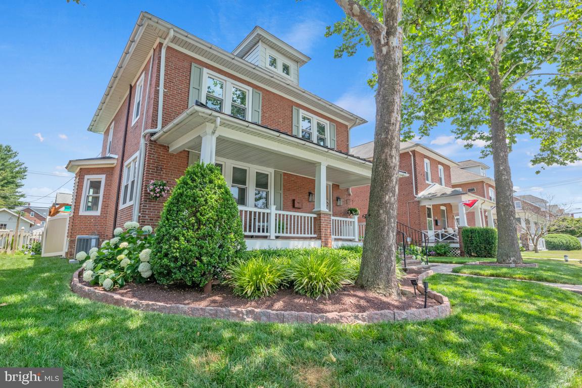 405 W MT VERNON STREET