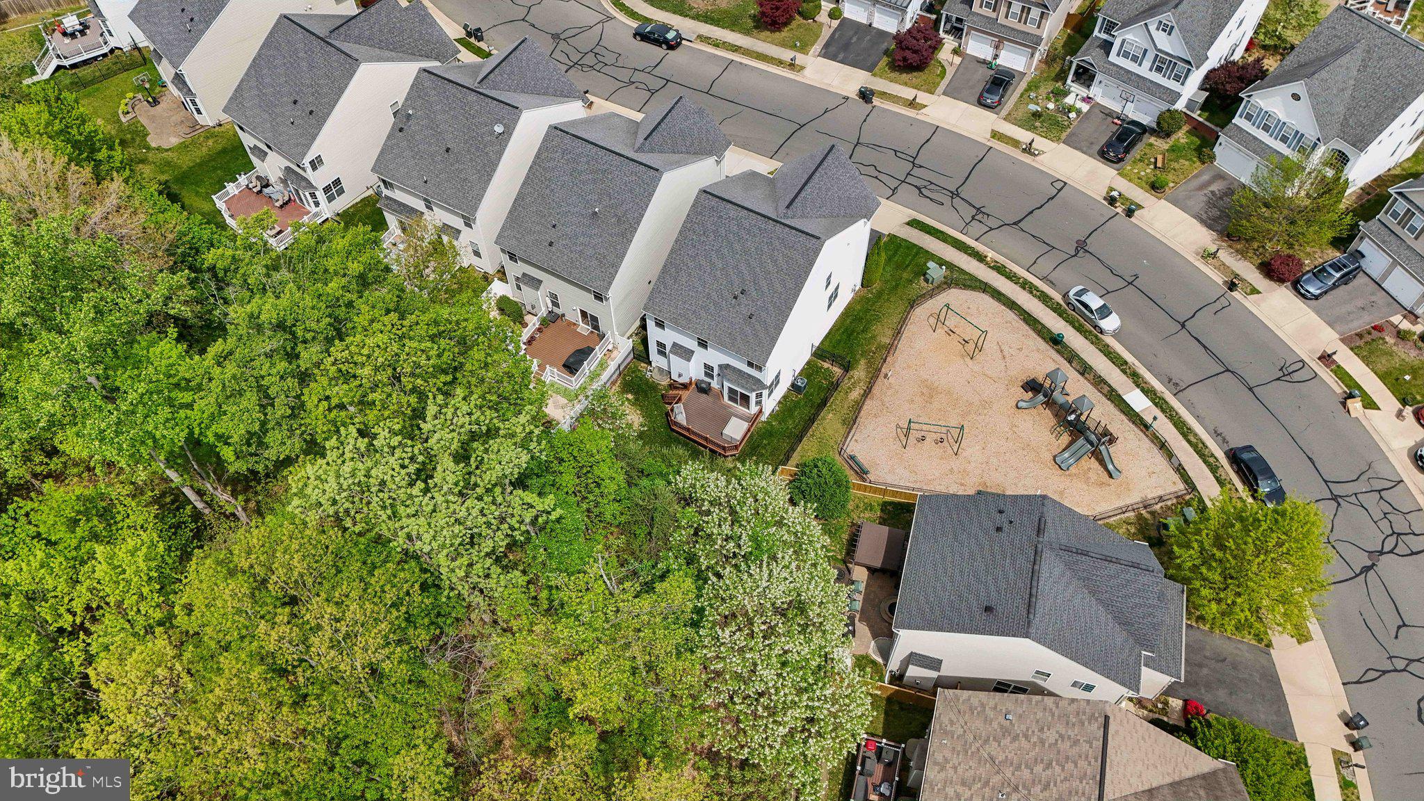 EAGLES POINTE - Residential