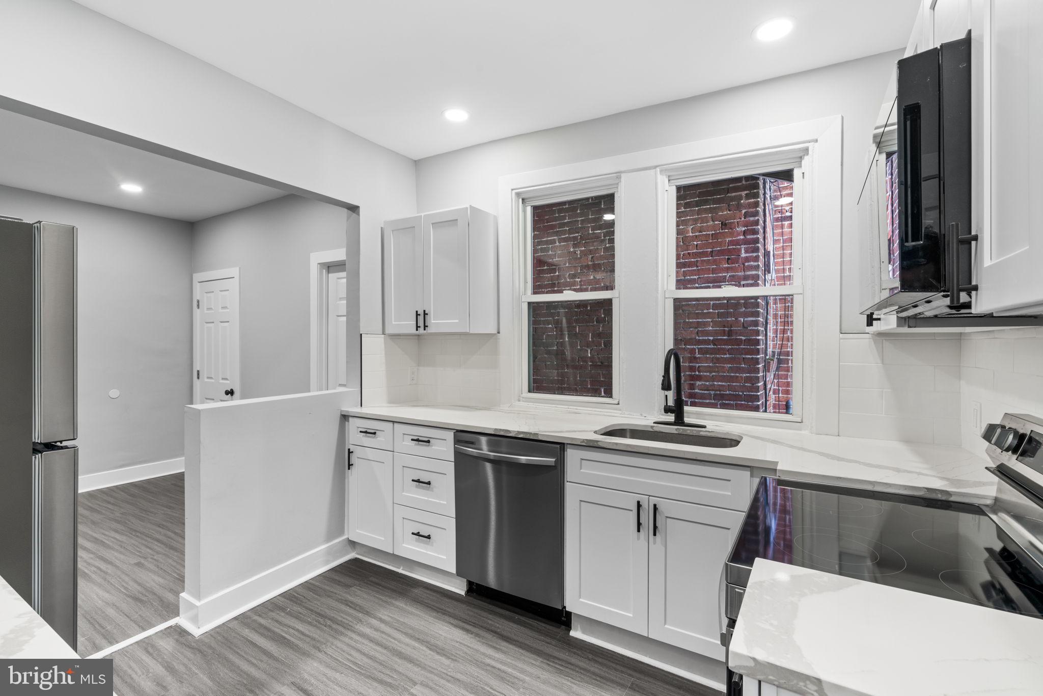 WEST OAK LANE - Residential