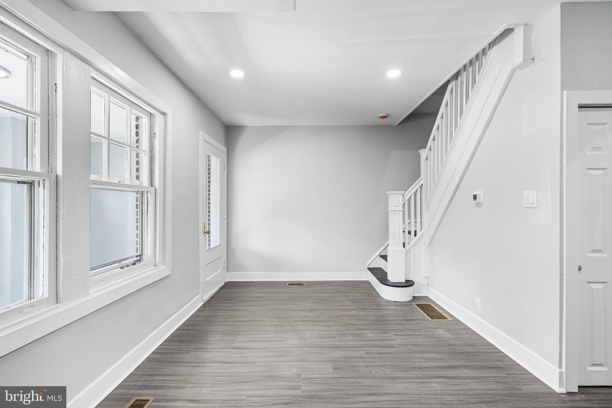 WEST OAK LANE - Residential