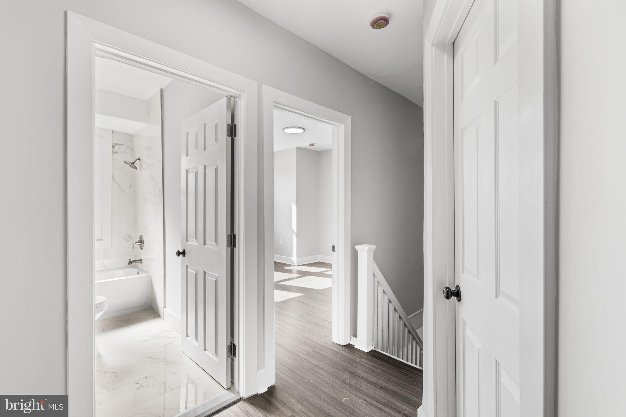 WEST OAK LANE - Residential