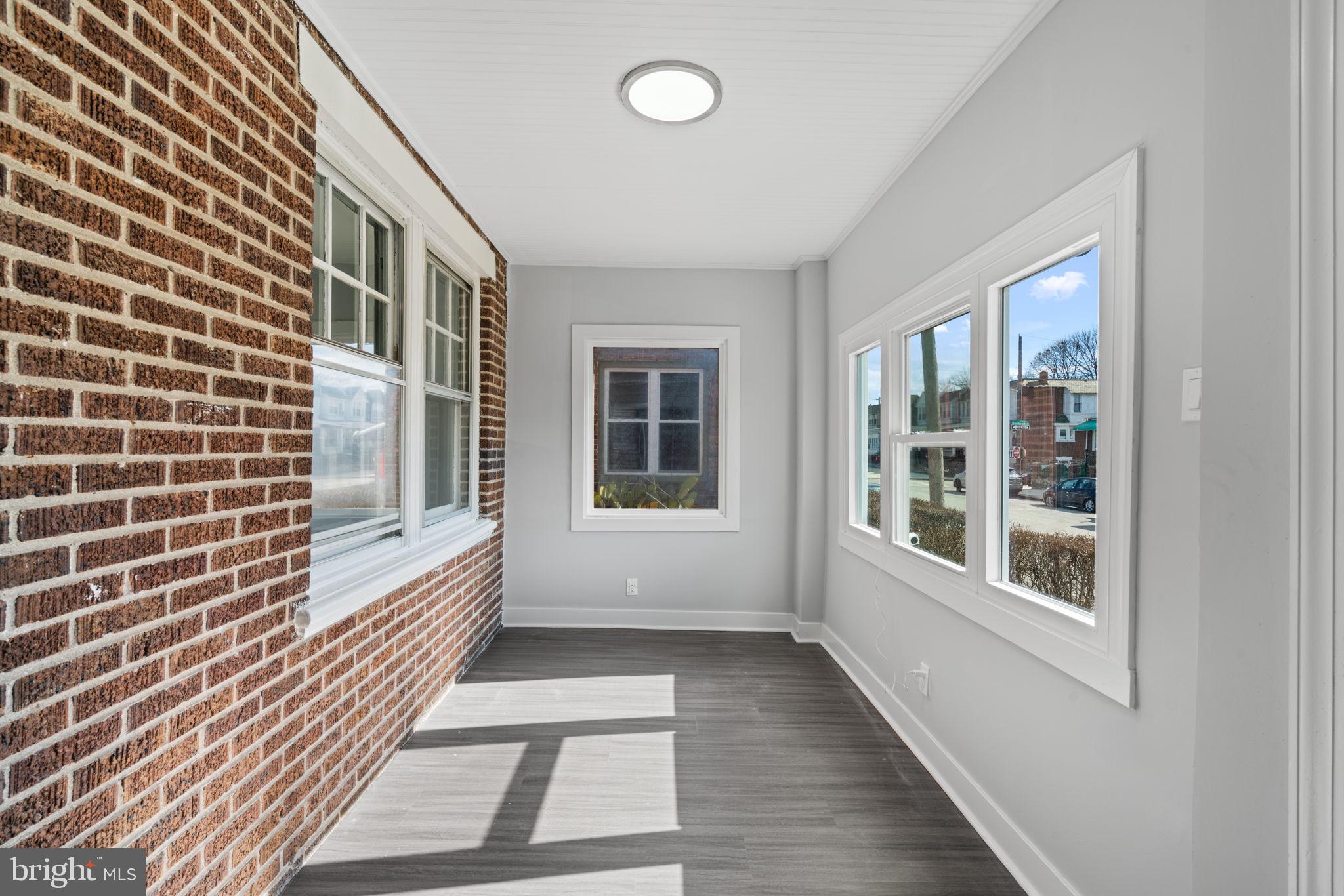 WEST OAK LANE - Residential