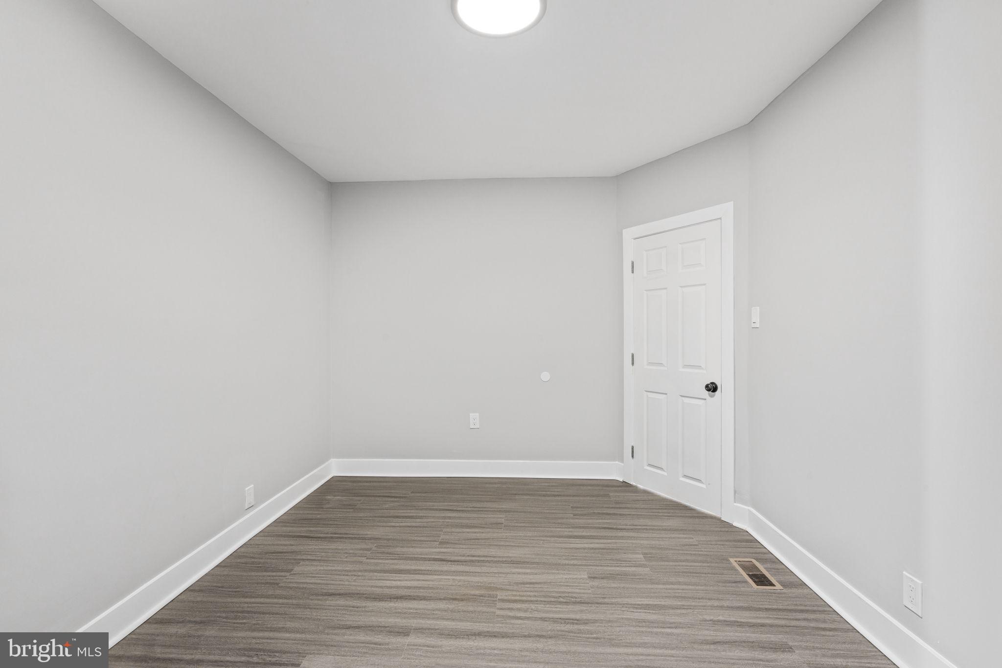 WEST OAK LANE - Residential