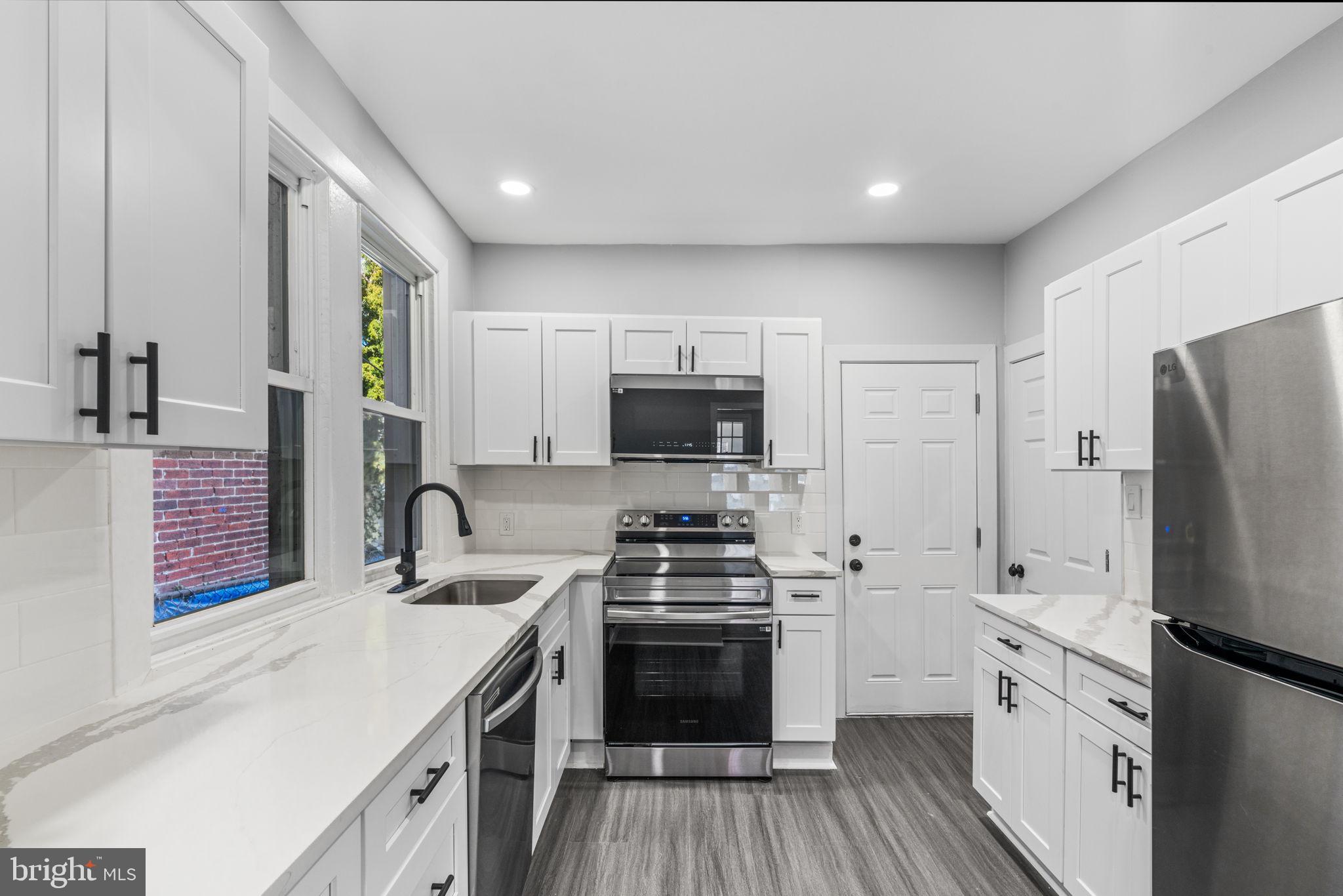 WEST OAK LANE - Residential