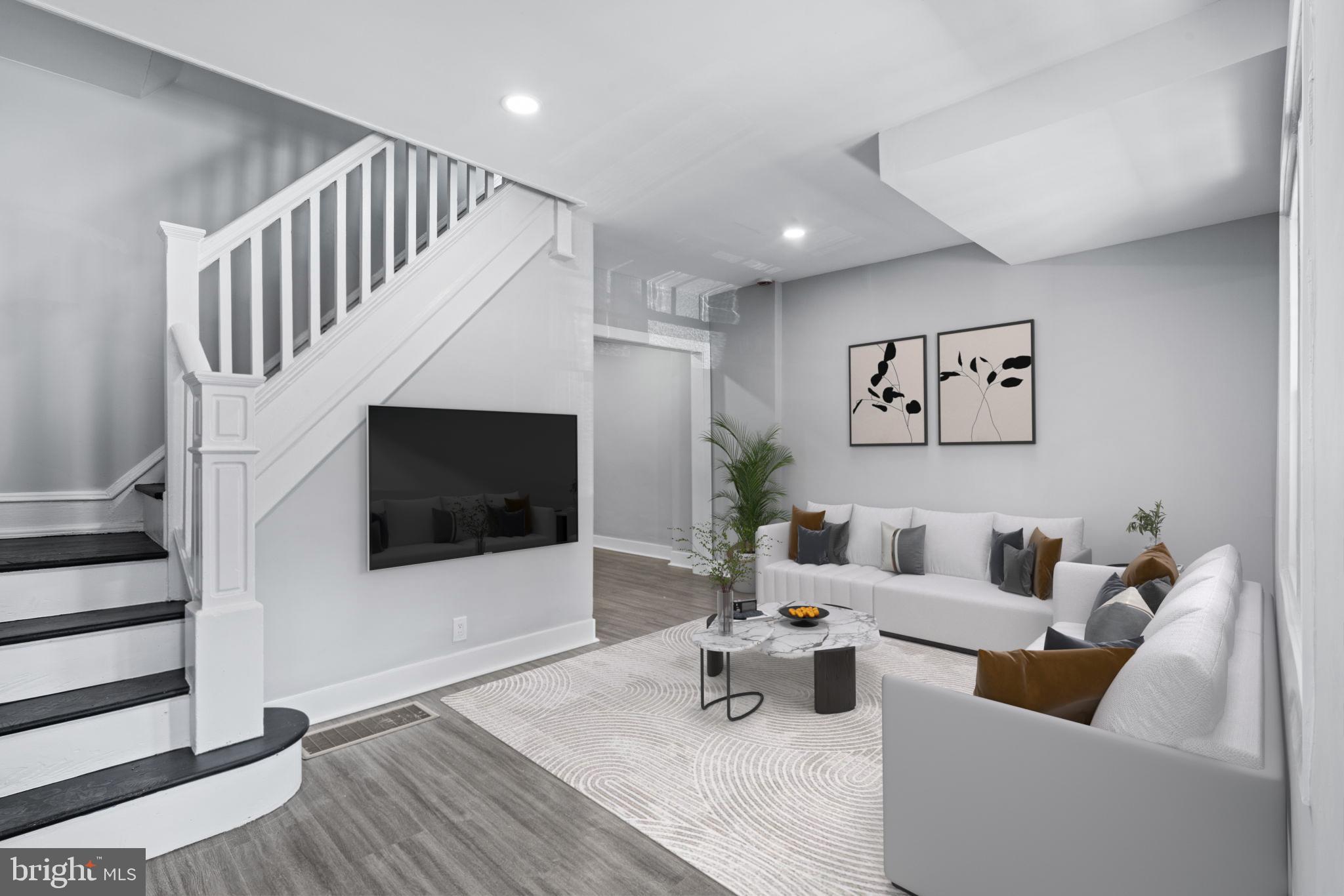 WEST OAK LANE - Residential