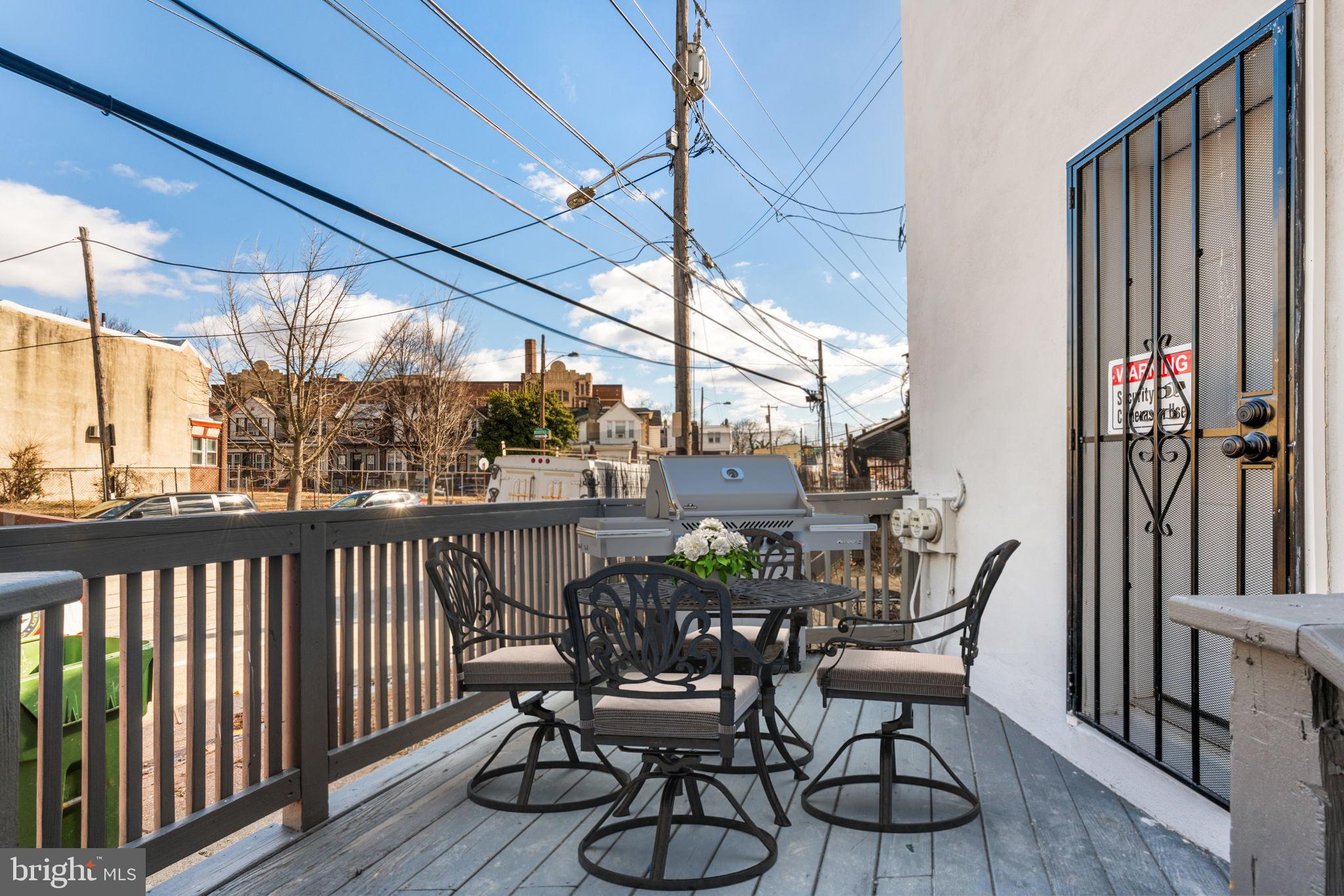 WEST OAK LANE - Residential