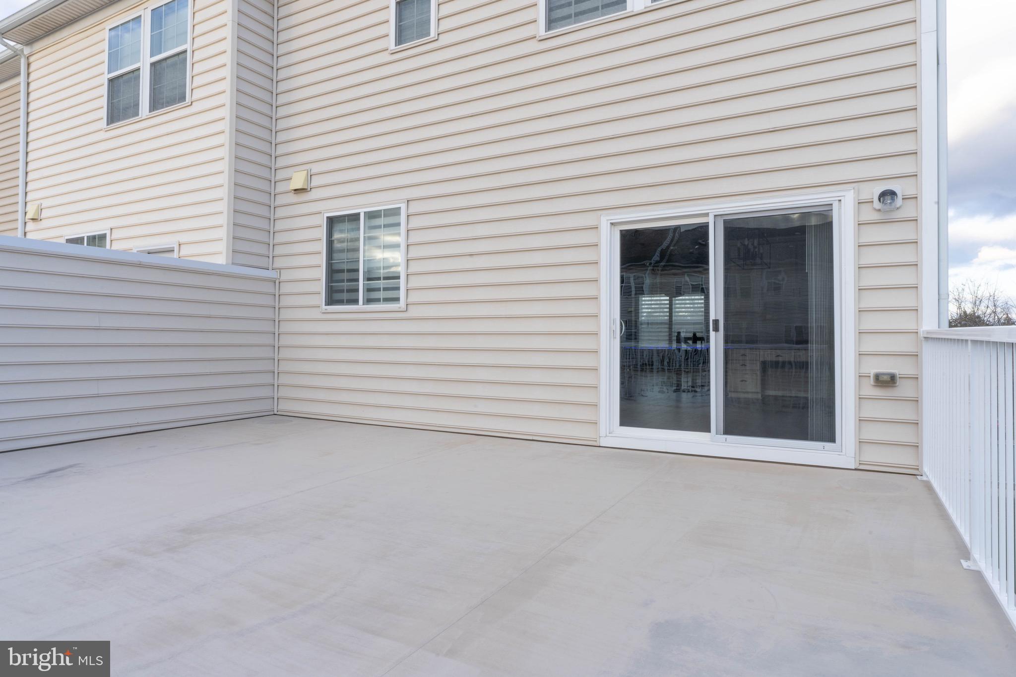 EAST GATE ONE - Residential Lease