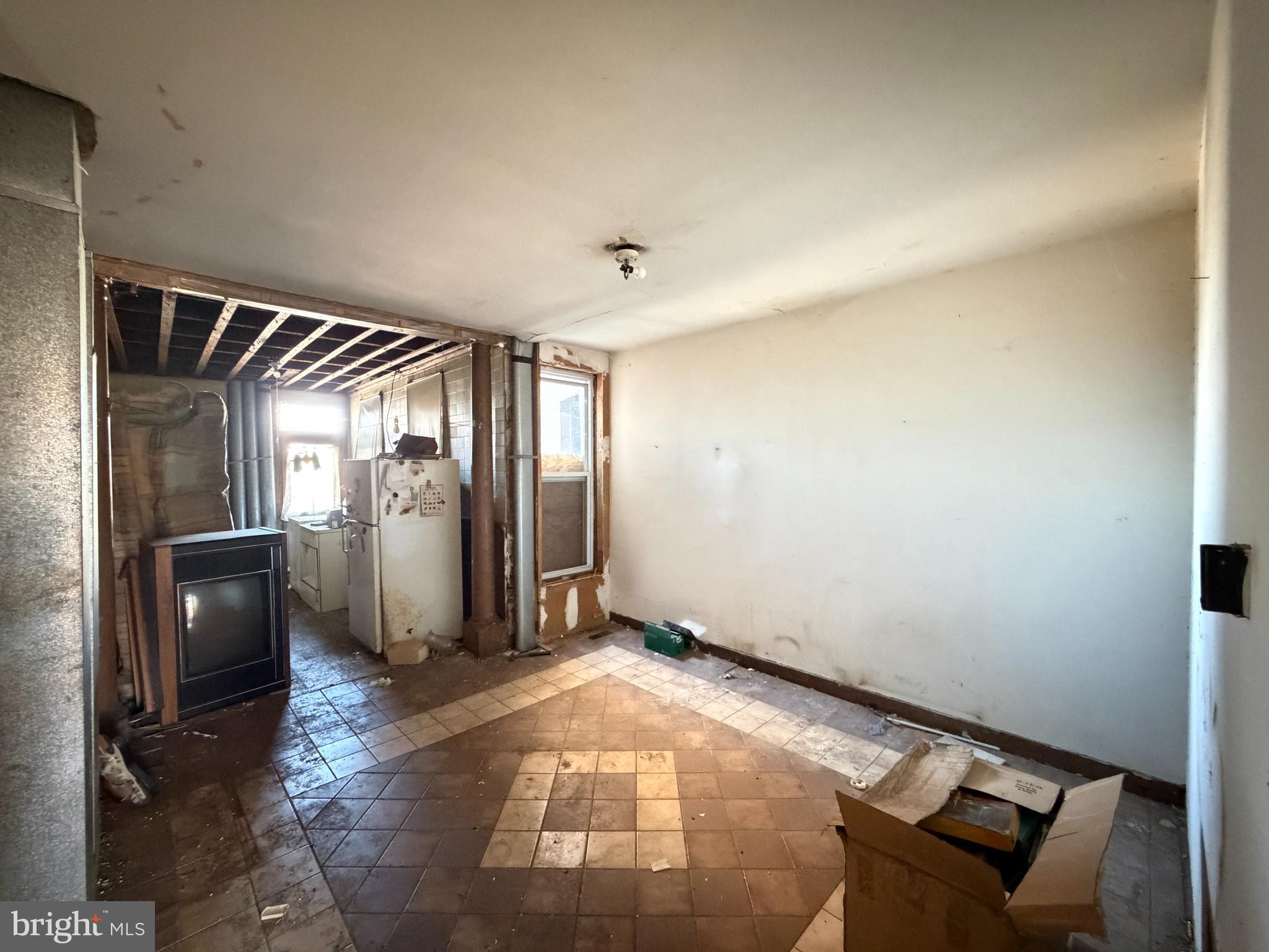 1110 S CONKLING STREET