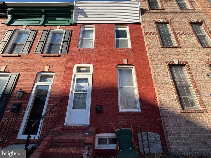 ONLINE AUCTION: Bidding begins 01/05/2026 @ 10:00 AM. Bidding ends 01/07/2026 @ 7:00 PM. List Price is Suggested Opening Bid. 2 Story Townhouse located in the Canton area of Baltimore City. Property is located 2 BLOCKS away from the newly developed Canton Crossing Shopping Area. Residents can also enjoy the nearby attractions such as Canton Waterfront Park, Patterson Park, & John Hopkins Bayview Medical Center. Property is Vacant. Easy Access to Major Traffic Artery I-95. Deposit: $20,000.