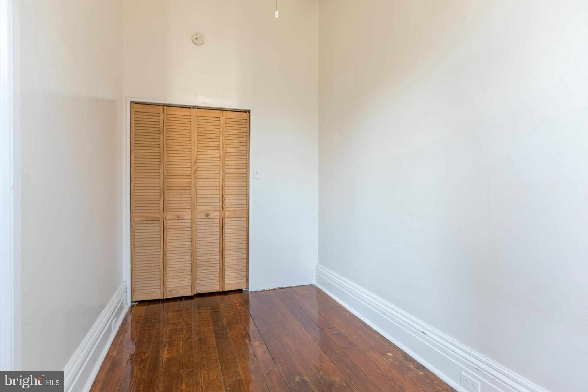 MOUNT VERNON PLACE HISTORIC DISTRICT - Residential Lease