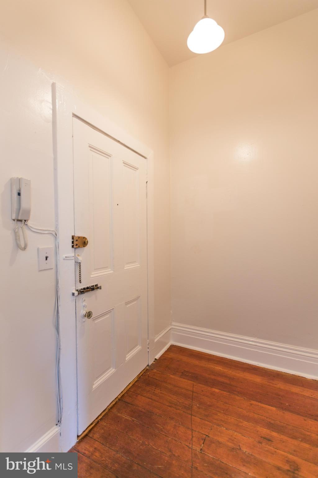 MOUNT VERNON PLACE HISTORIC DISTRICT - Residential Lease