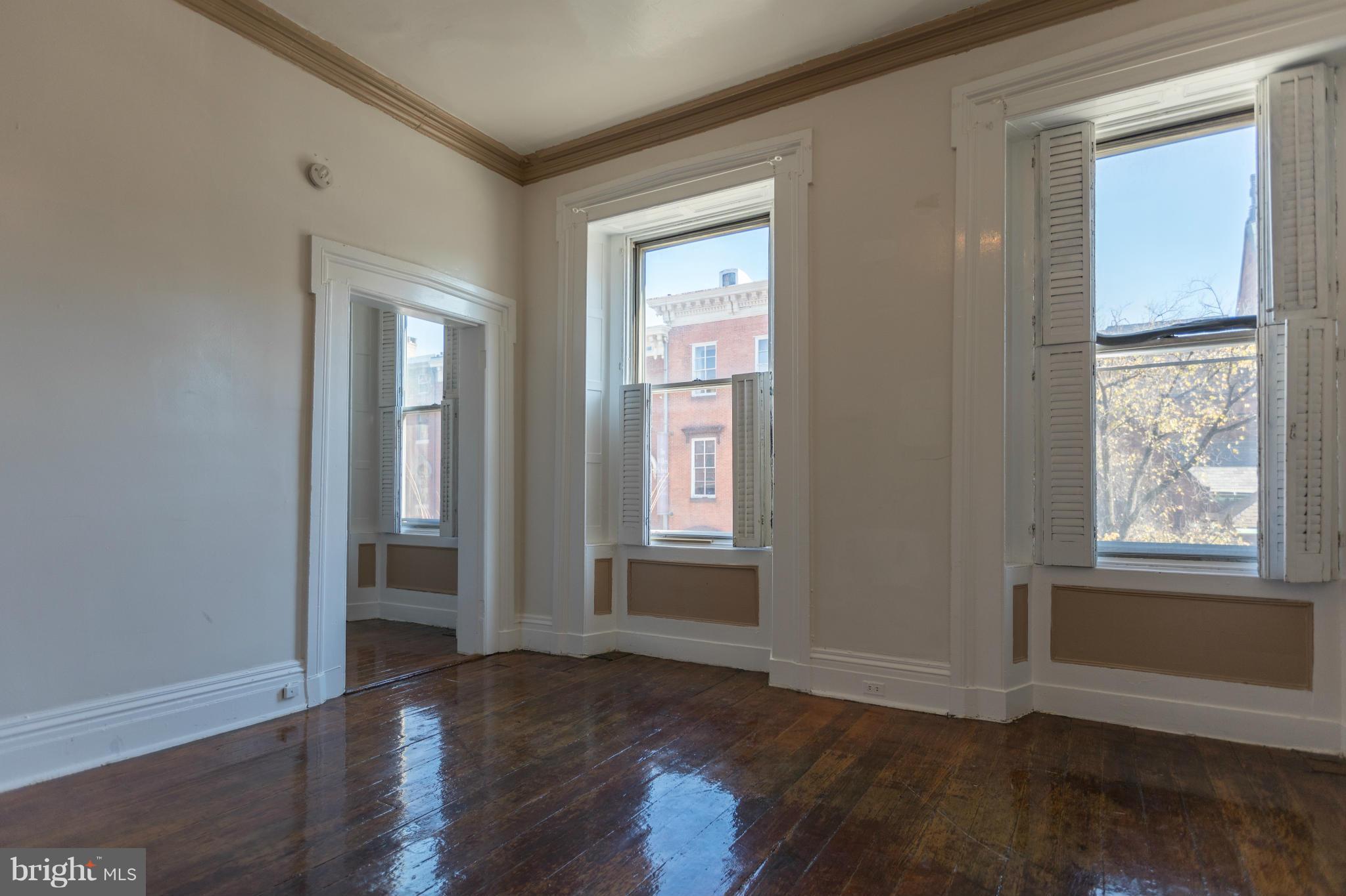 MOUNT VERNON PLACE HISTORIC DISTRICT - Residential Lease