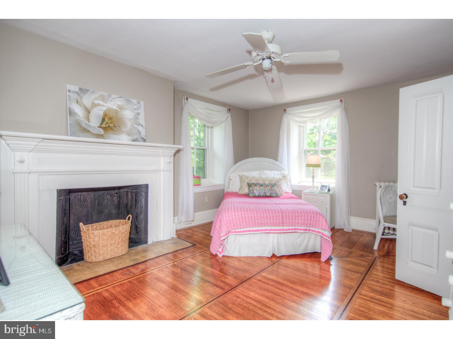 CREEKSIDE AT BLUE BELL - Residential