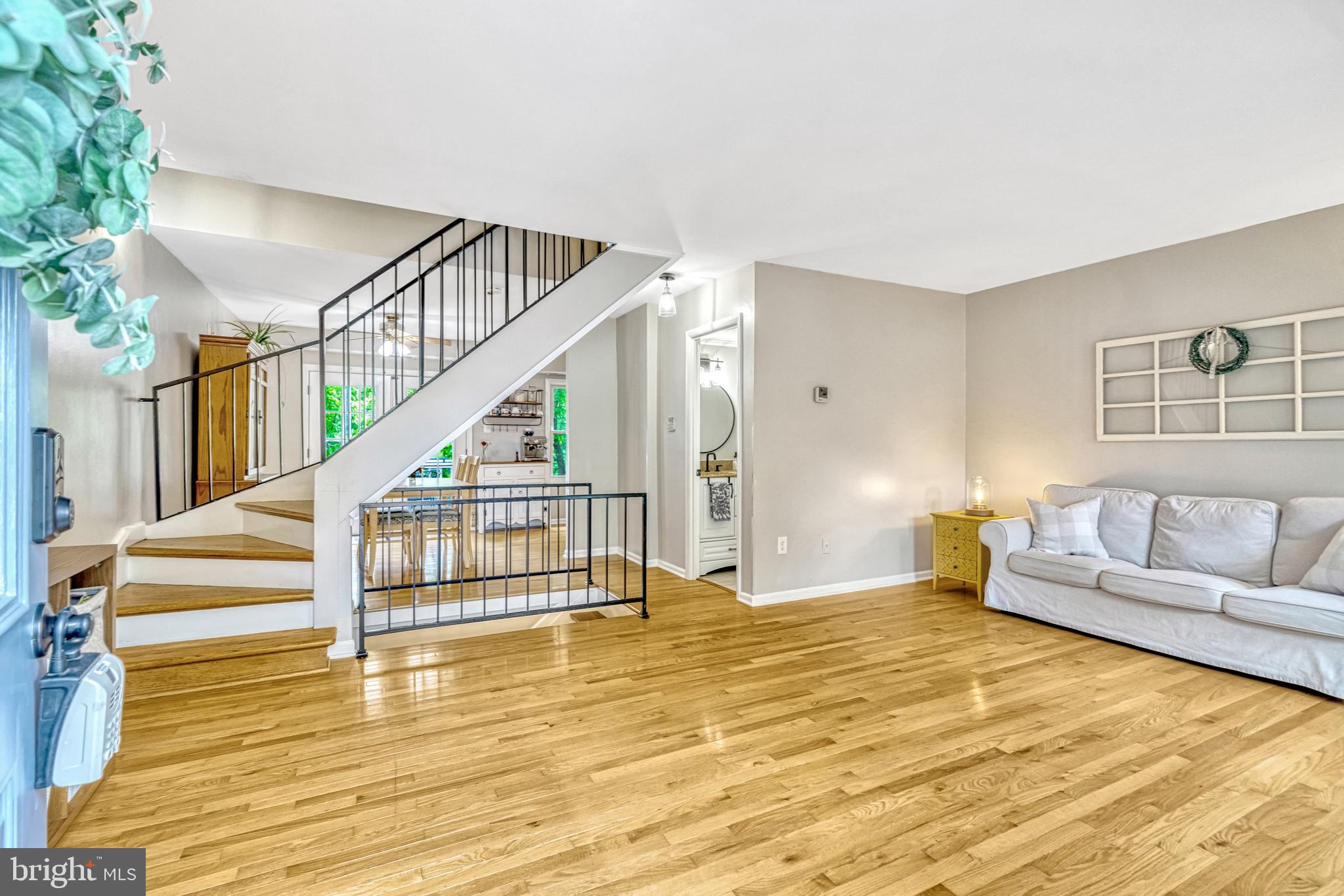 VIRGINIA KNOLLS - Residential