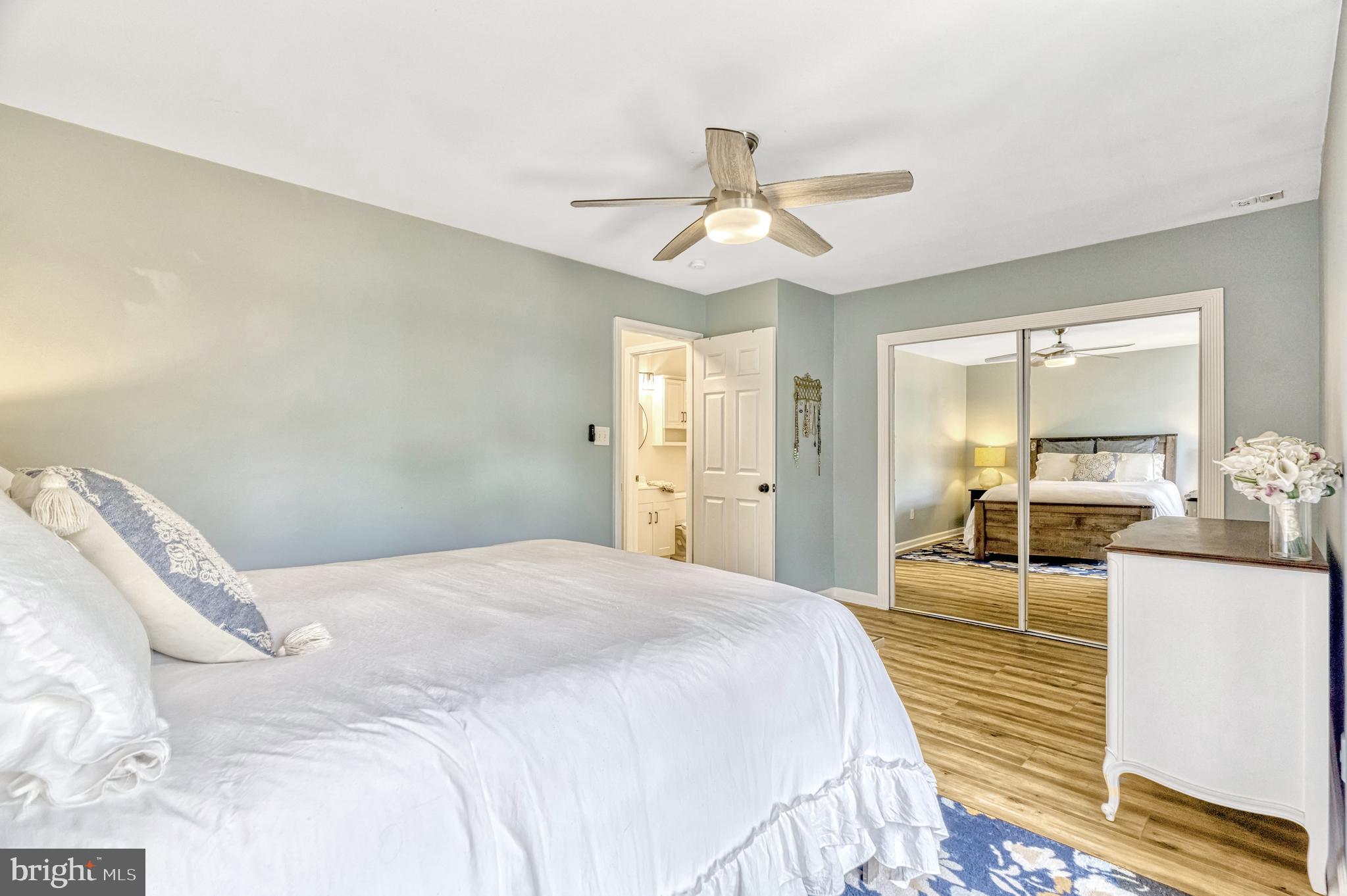 VIRGINIA KNOLLS - Residential