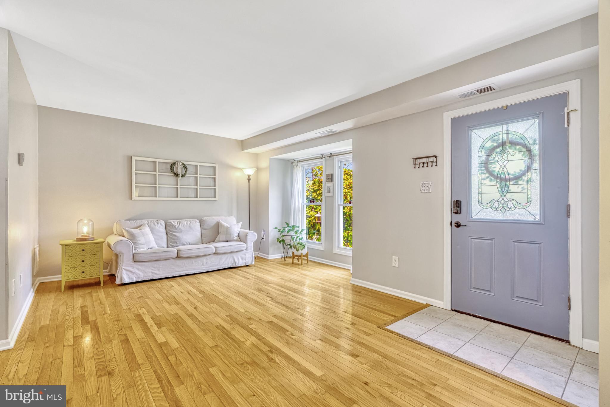 VIRGINIA KNOLLS - Residential