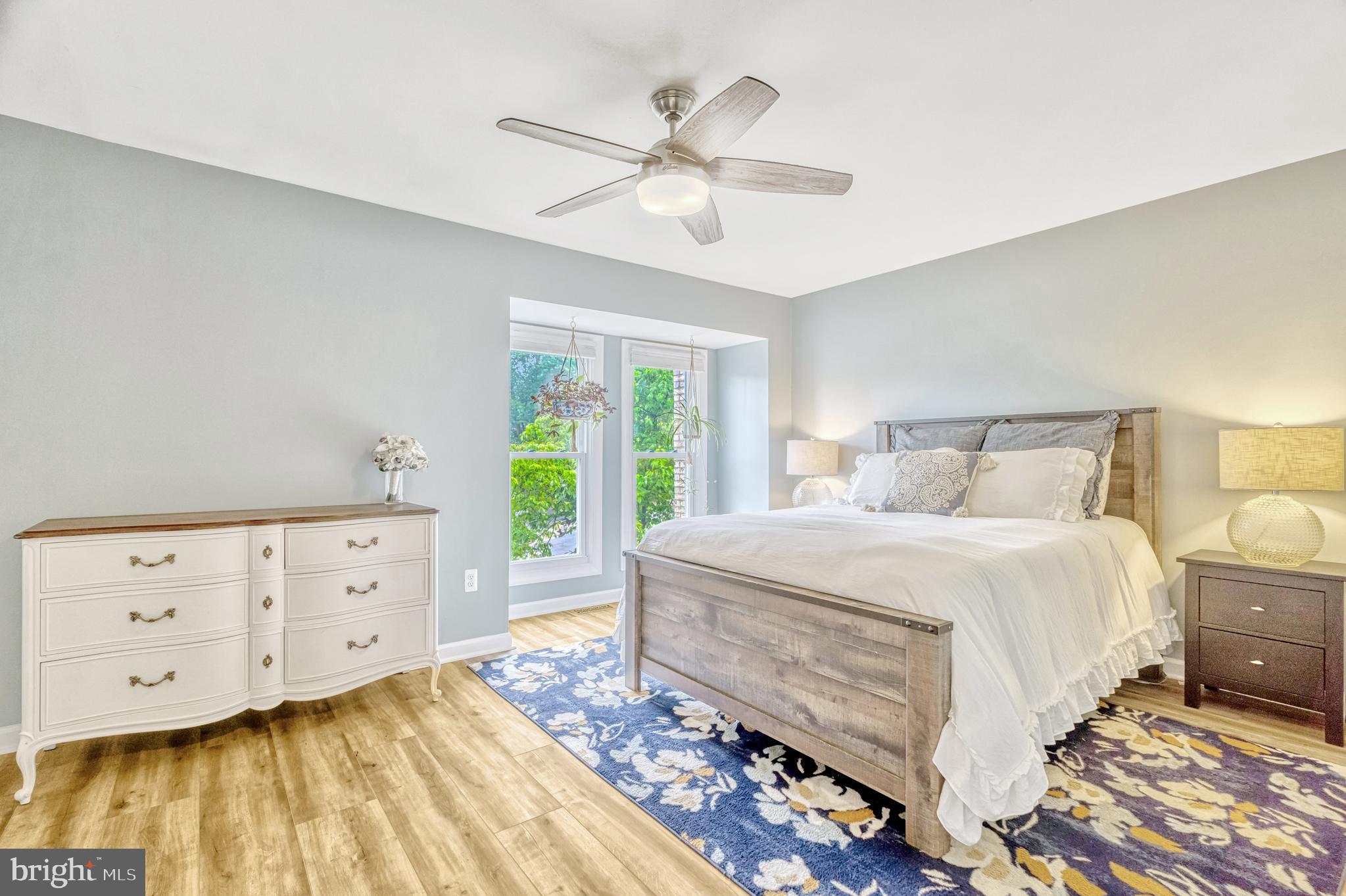 VIRGINIA KNOLLS - Residential