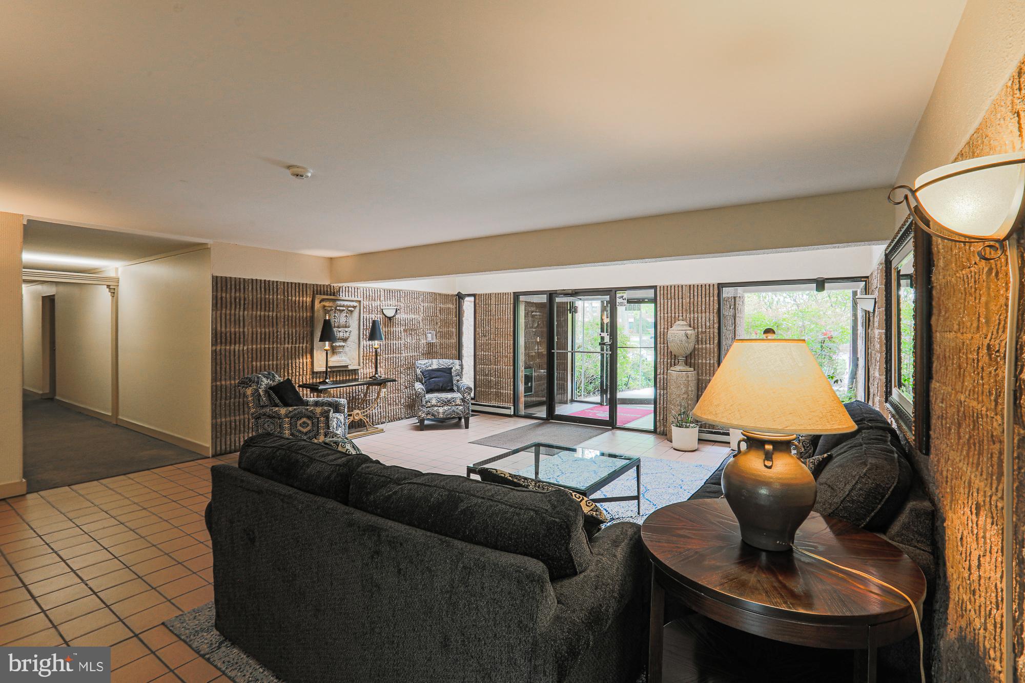 CHESWOLDE - Residential Lease