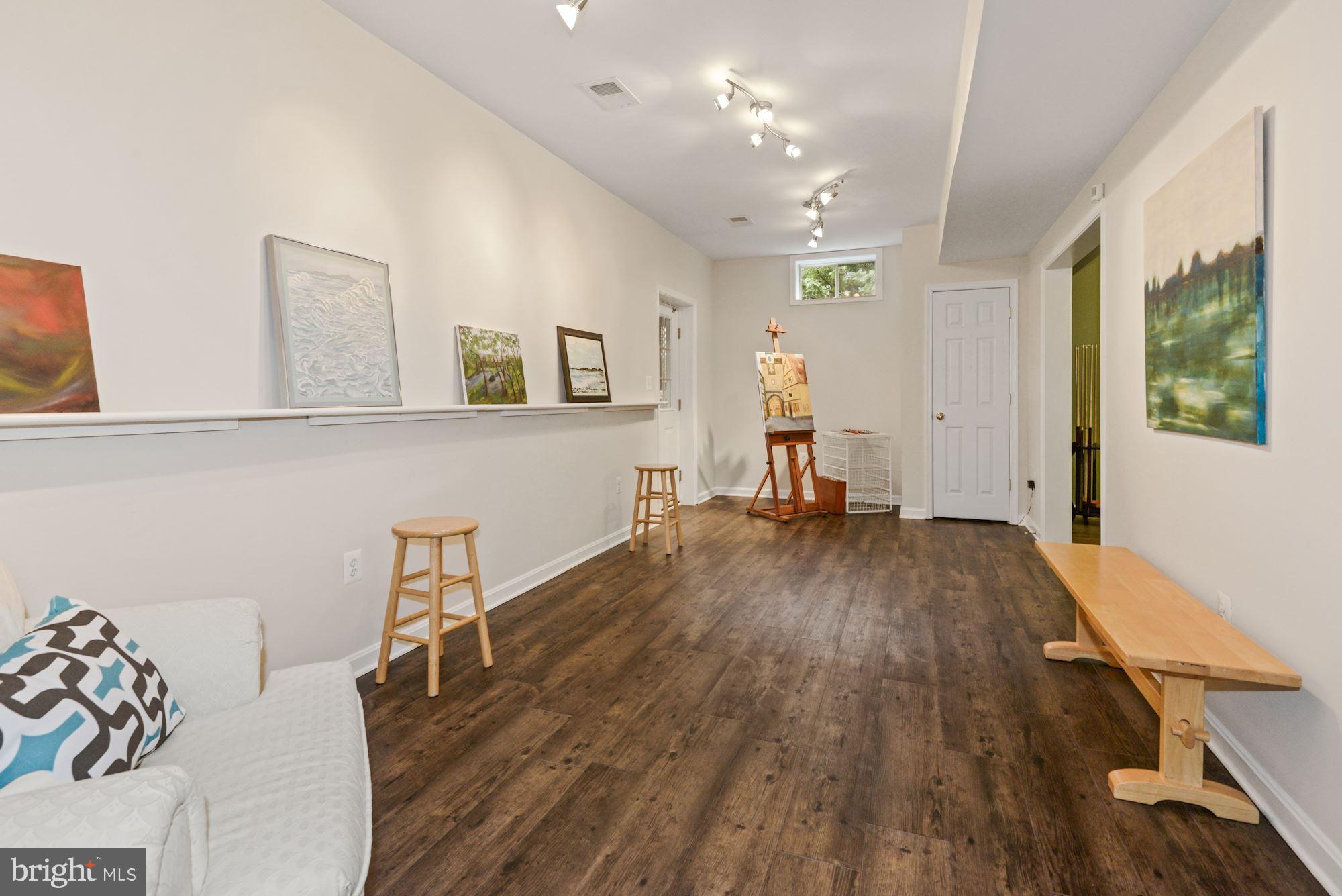 BALLS BLUFF - Residential