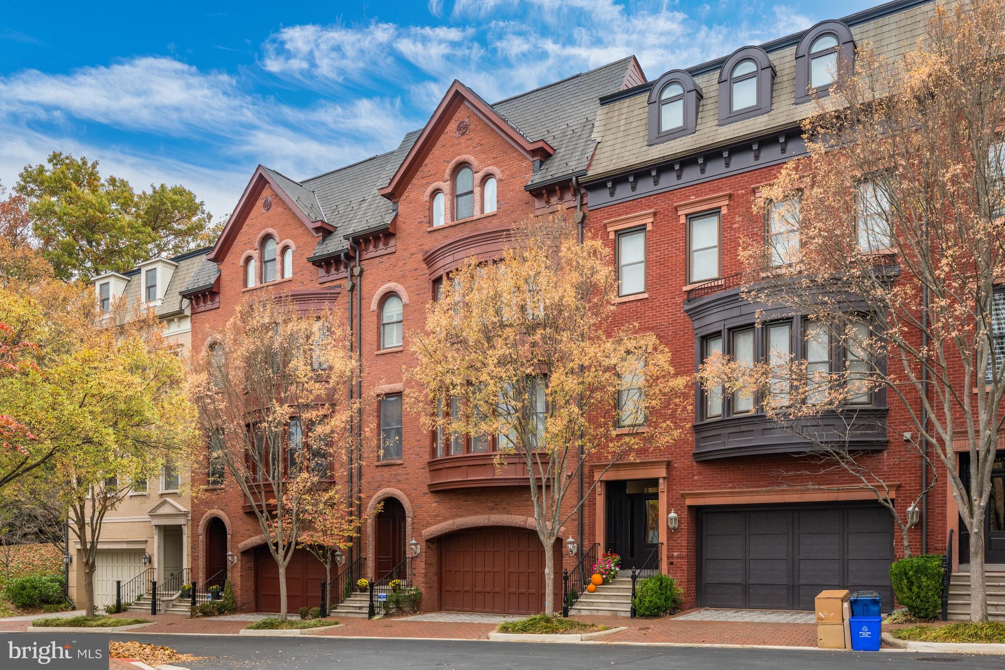 PARK POTOMAC - Residential